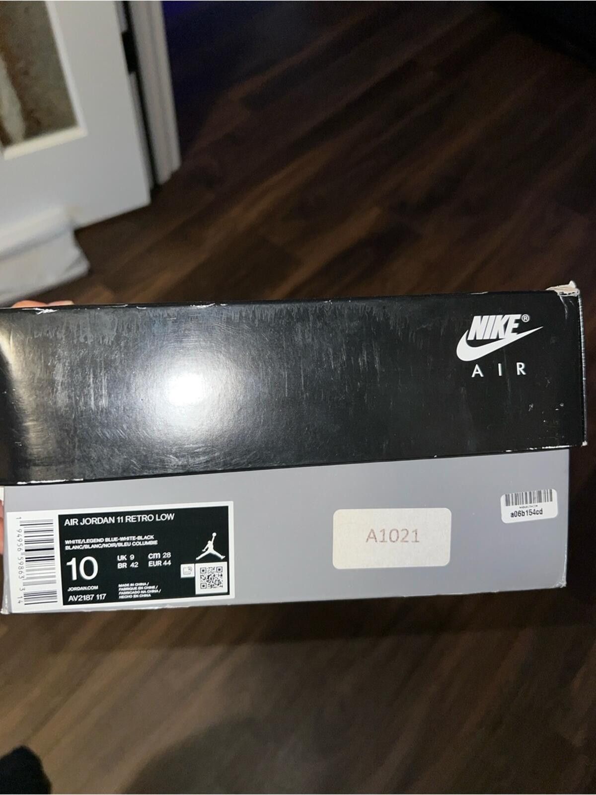 Nike Air Jordan 11 Low “Legend Blue” | Size Men’s 10 Size US 10 / EU 43 - 7 Thumbnail
