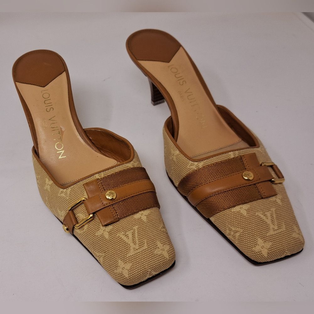 Louis Vuitton Louis Vuitton Women's Squared Toe Monogram Brown Pumps Size US 4.5 / IT 34.5 - 3 Thumbnail