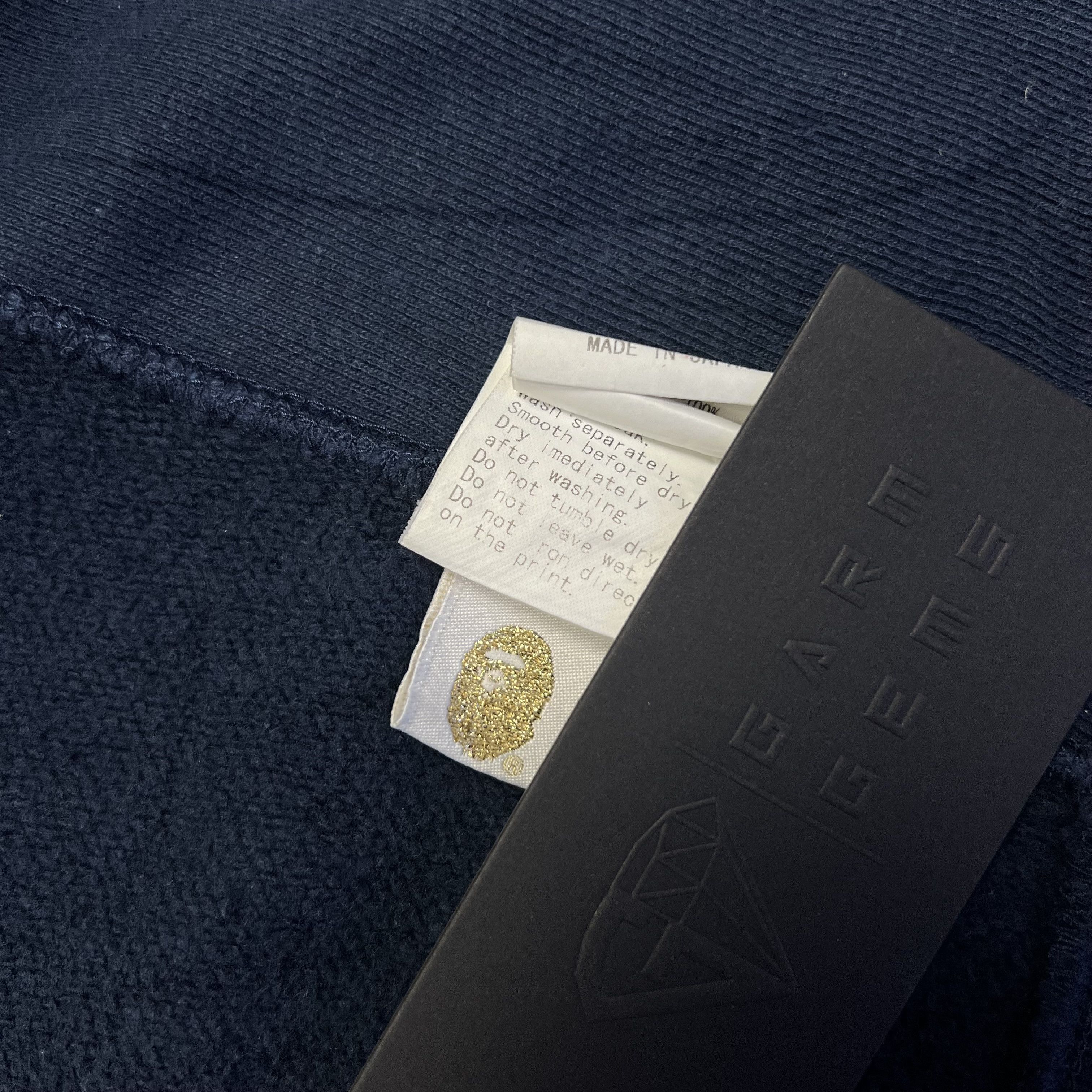 Bape A Bathing Ape Very Ape Busy Works Sweatshirt Size US L / EU 52-54 / 3 - 8 Thumbnail