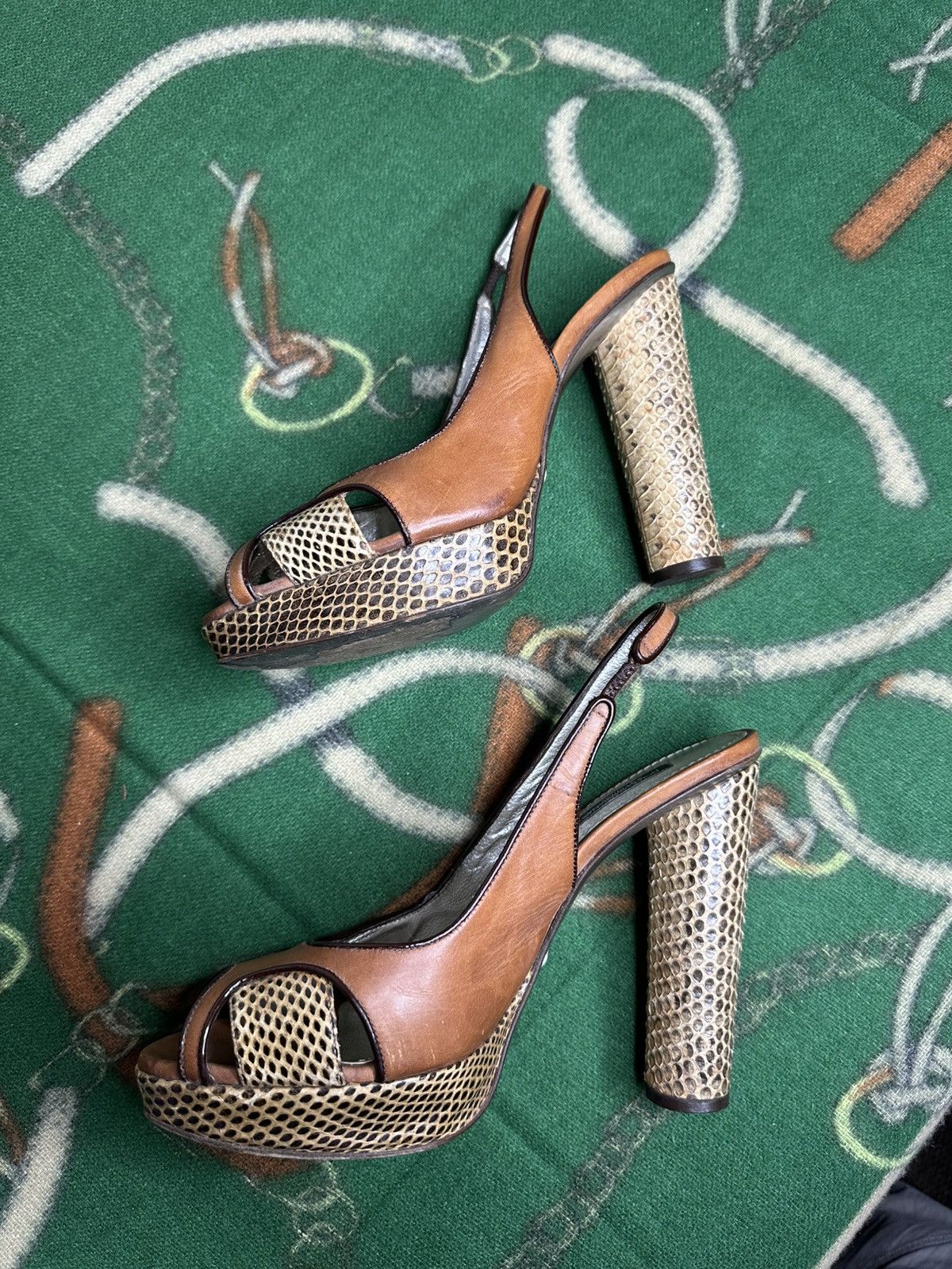 Dolce & Gabbana Dolce & Gabbana Vintage Snakeskin Leather Platform Size 39 Size US 8 / IT 38 - 4 Thumbnail