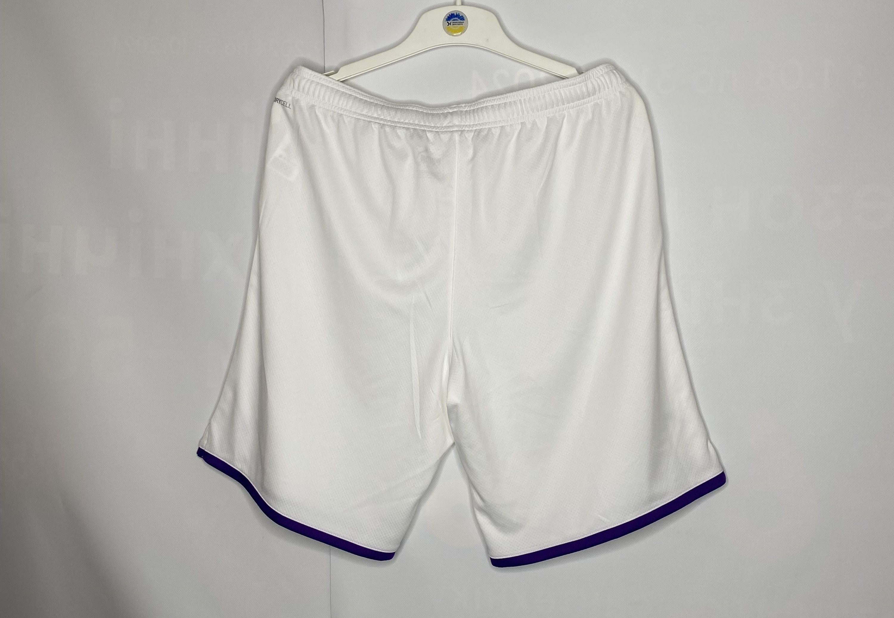 Puma MANCHESTER CITY 2019 2020 HOME FOOTBALL SOCCER SHORTS Size US 34 / EU 50 - 2 Thumbnail