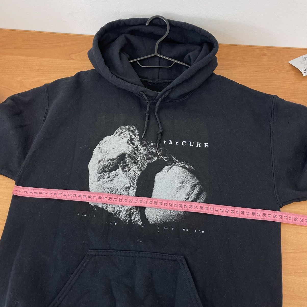 Band Tees Vintage The Cure Black Boxy Band Hoodie Size US L / EU 52-54 / 3 - 5 Thumbnail