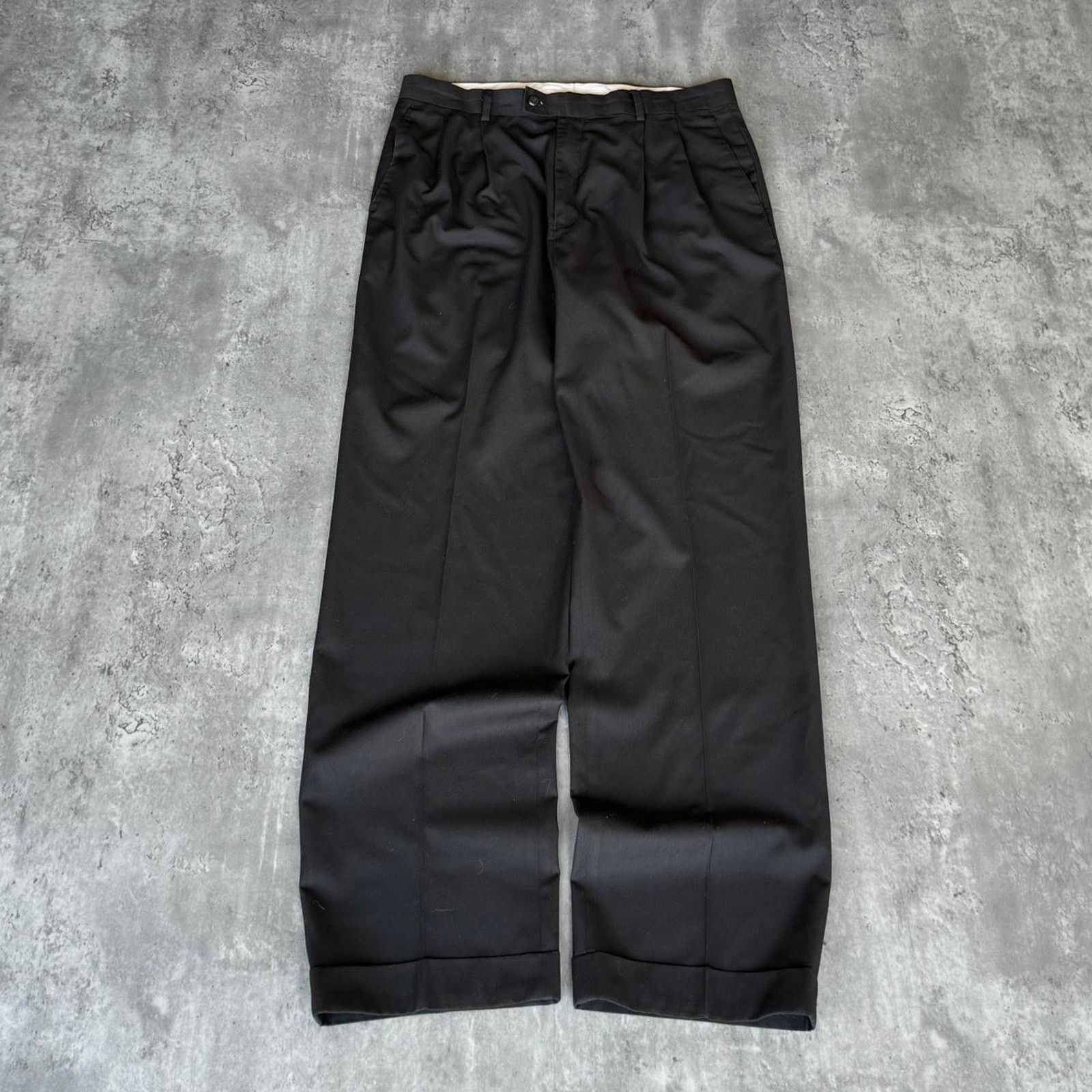 Designer Louis Raphael Designer Black Opium Essential Dress Pants Size US 33 - 1 Thumbnail