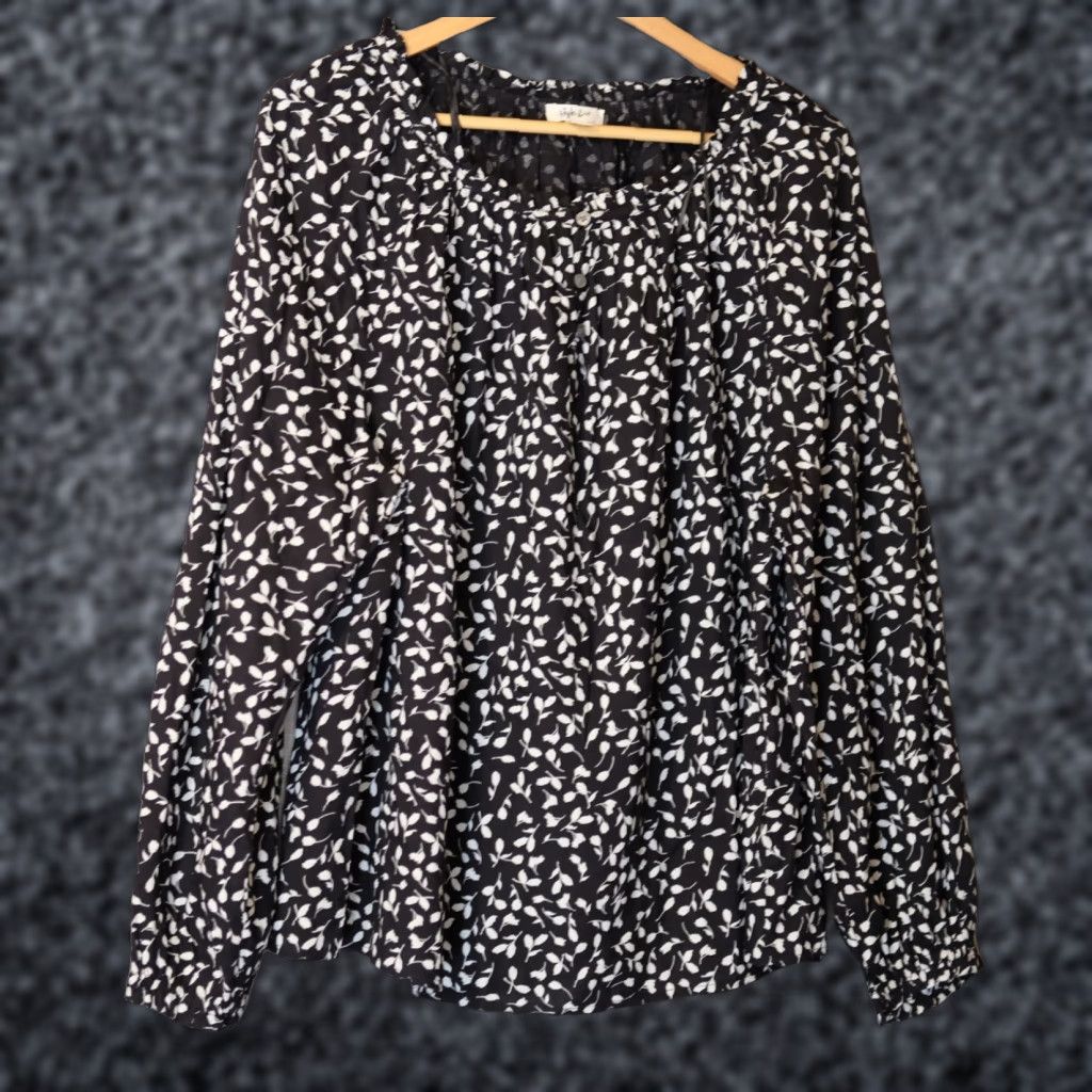 Style & Co Style & Co Blouse Floral Longsleeve Womens XL Black/White #A1-135 Size XL / US 12-14 / IT 48-50 - 1 Thumbnail