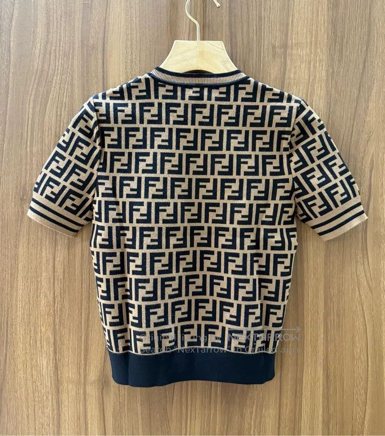 Fendi Fendi Short-sleeve knitted sweater Size XXS / US 00 / IT 34 - 2 Thumbnail