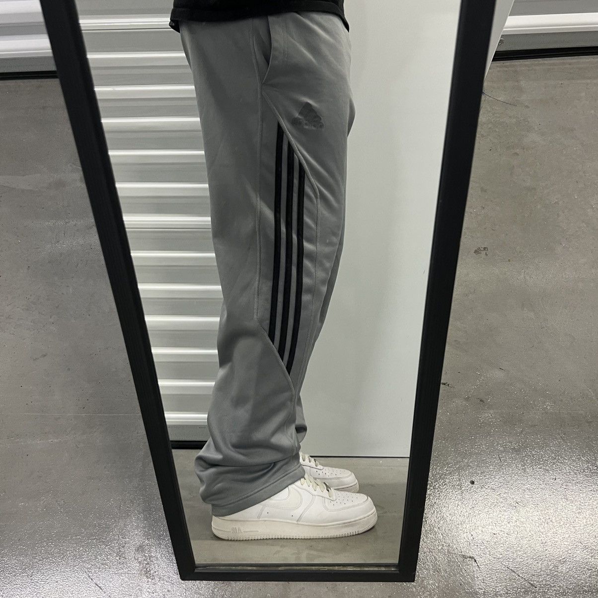 Adidas × Vintage crazy Vintage Y2K/2000s Baggy Grey Adidas Striped Trackpants! Size US 32 / EU 48 - 1 Thumbnail