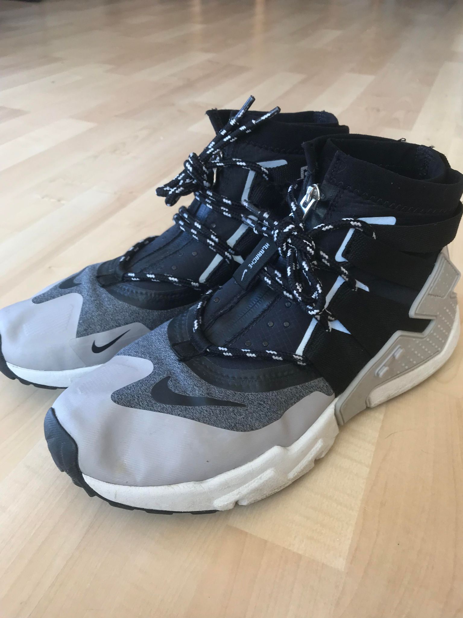 Nike Nike Air Huarache Gripp Atmosphere Grey Reflective Size US 10.5 / EU 43-44 - 5 Thumbnail