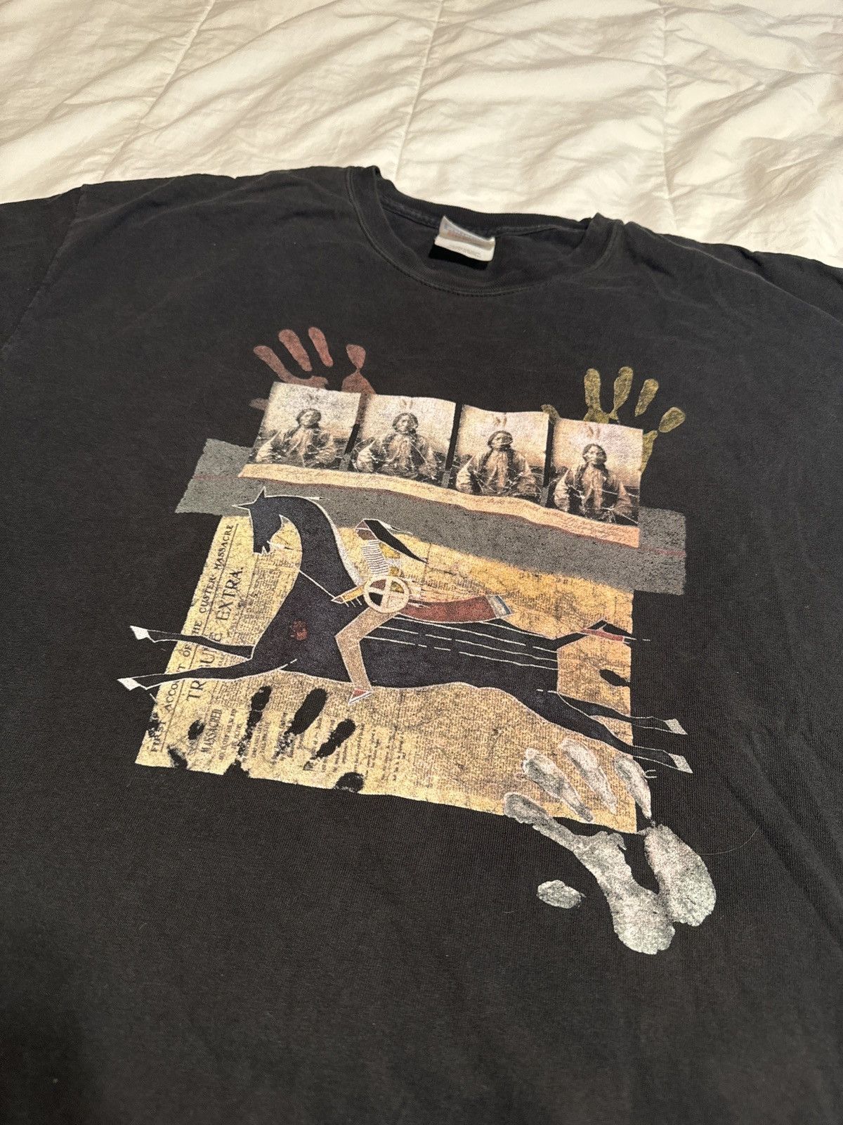 Vintage Vintage Native American Tee XL Size US XL / EU 56 / 4 - 1 Thumbnail
