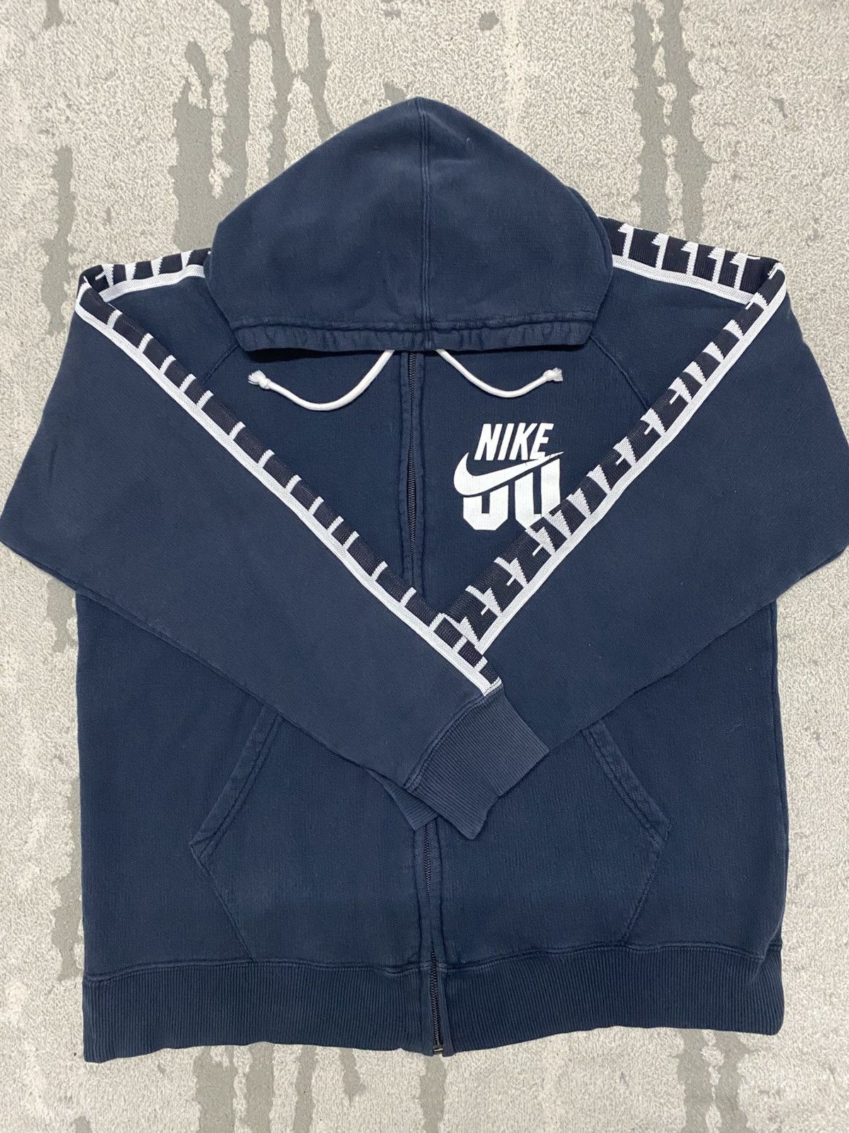 Nike SB Vintage Nike SB Zip Up Hoodie Size US L / EU 52-54 / 3 - 1 Thumbnail