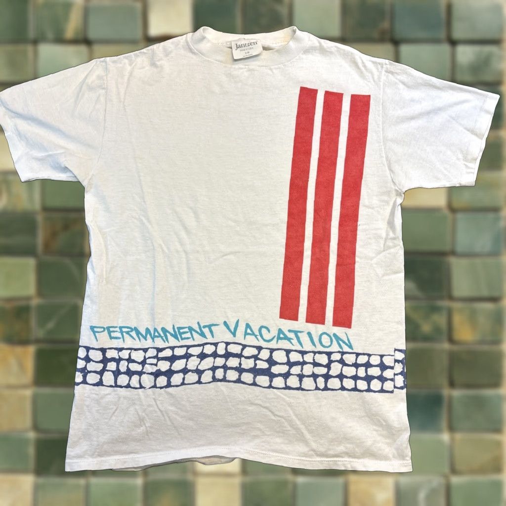 Jantzen VINTAGE Jantzen 90s T-Shirt Graphic Permanent Vacation Men’s S/M White T-Shirt Mens M White 90s Graphic Permanent Vacation Jantzen Shirt Size US M / EU 48-50 / 2 - 1 Thumbnail