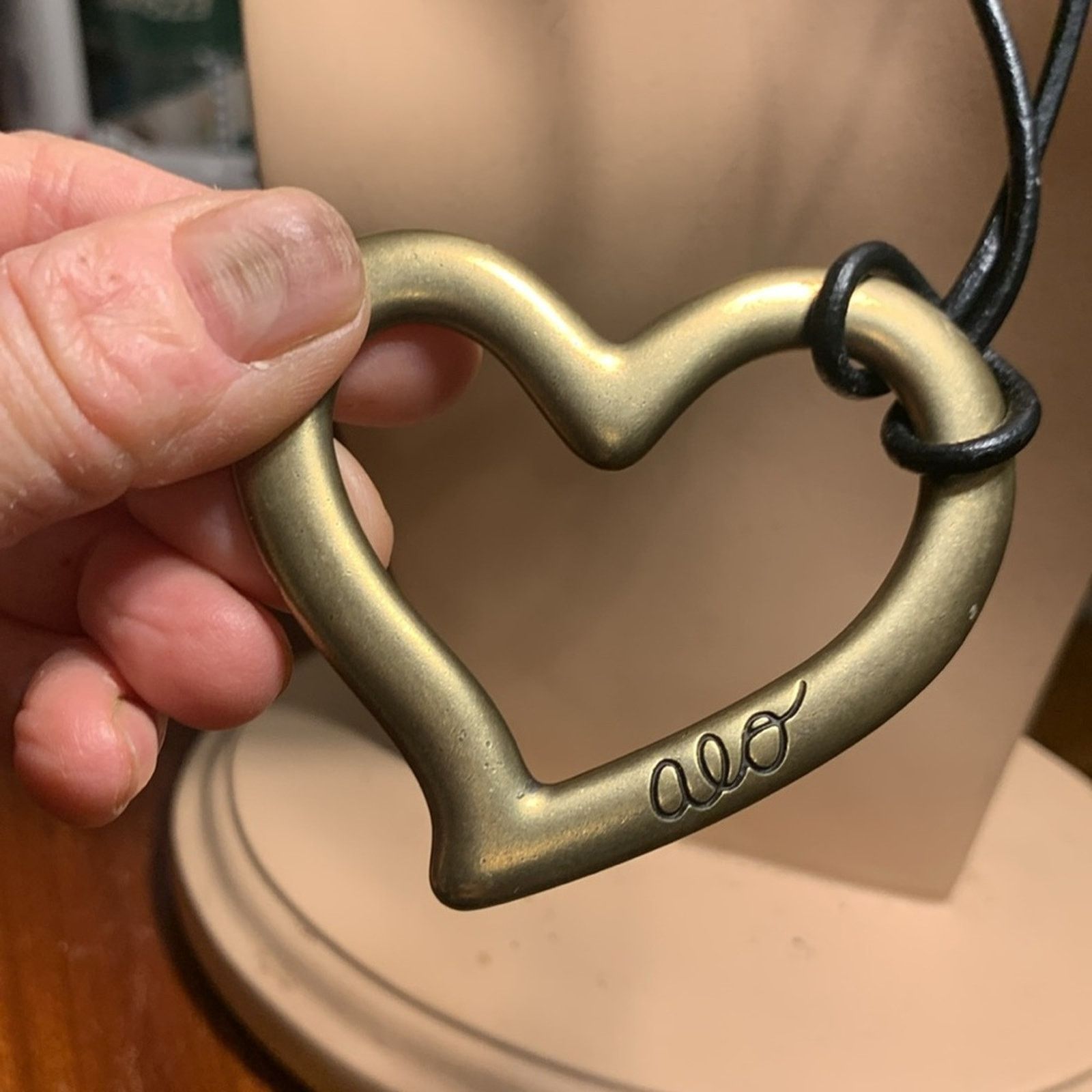 Alo Solid brass open heart puffed pendant adjustable leather Size ONE SIZE - 3 Thumbnail