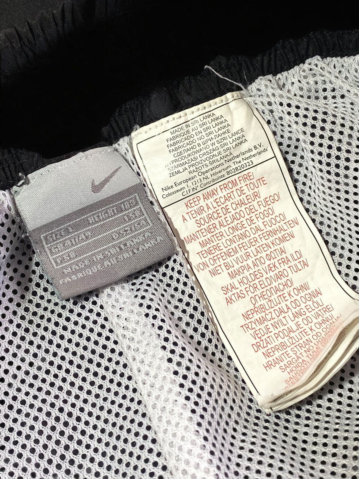 Nike 🔥 Y2k NIKE AIRMAX SERIES 87 PANTS DRILL NYLON TECH STYLE Size US 34 / EU 50 - 14 Thumbnail