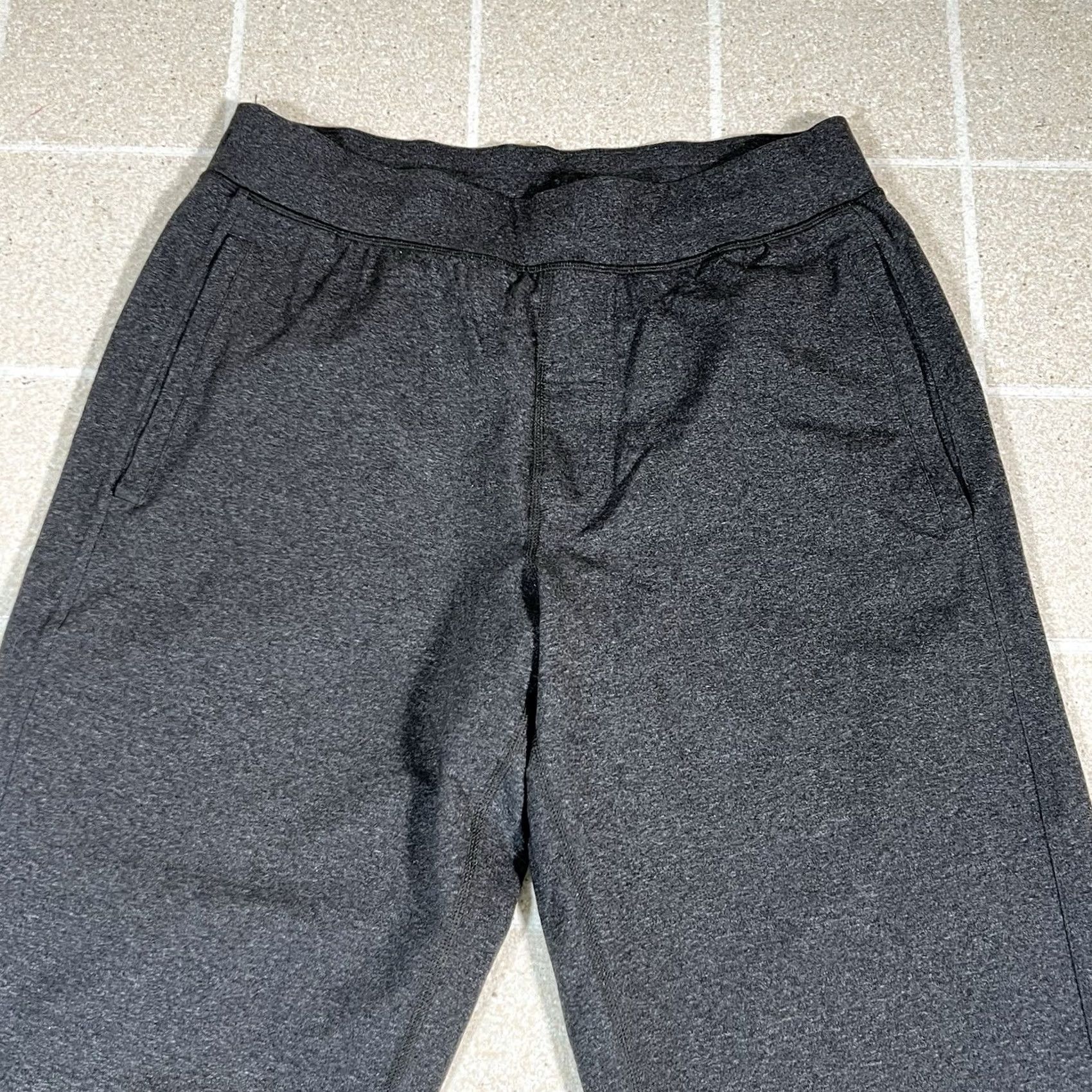 Lululemon Lululemon Sweatpants Mens Large Heather Gray Straight Leg 31" Inseam Pants Size US 33 - 2 Thumbnail