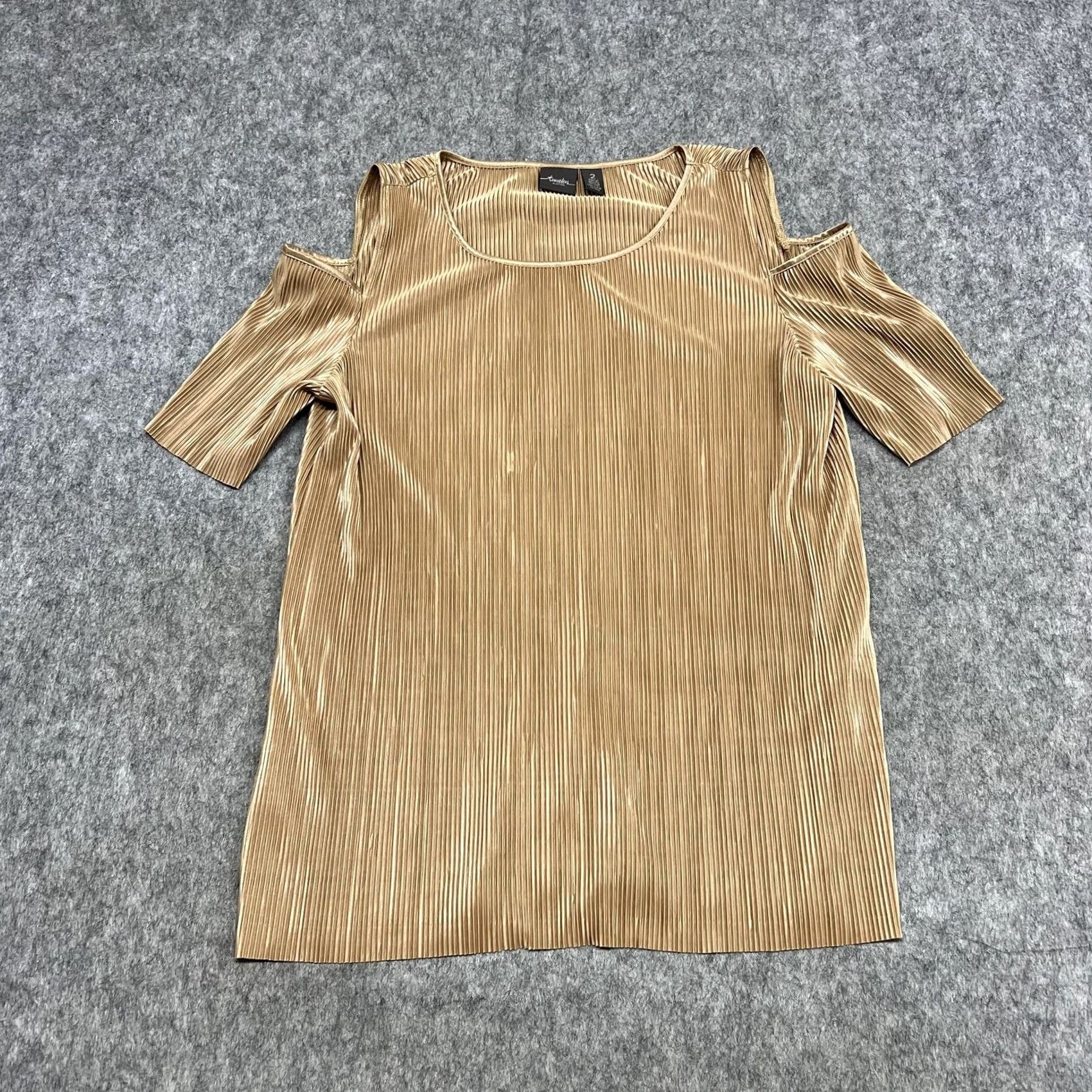Vintage Chicos Shirt Womens 2 Gold Cold Shoulder Pleated Knit Tunic Top Travelers Size XS / US 0-2 / IT 36-38 - 2 Thumbnail