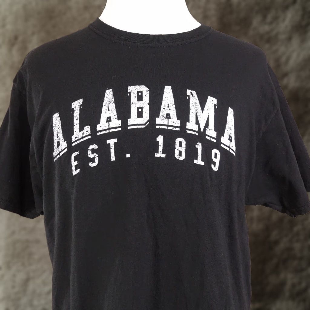 Vintage VINTAGE ALABAMA EST 1819 T-SHIRT Black Short Sleeve Adult XL Crew Neck Cotton, Travel, Tourist, 1819, Mens Size US XL / EU 56 / 4 - 1 Thumbnail