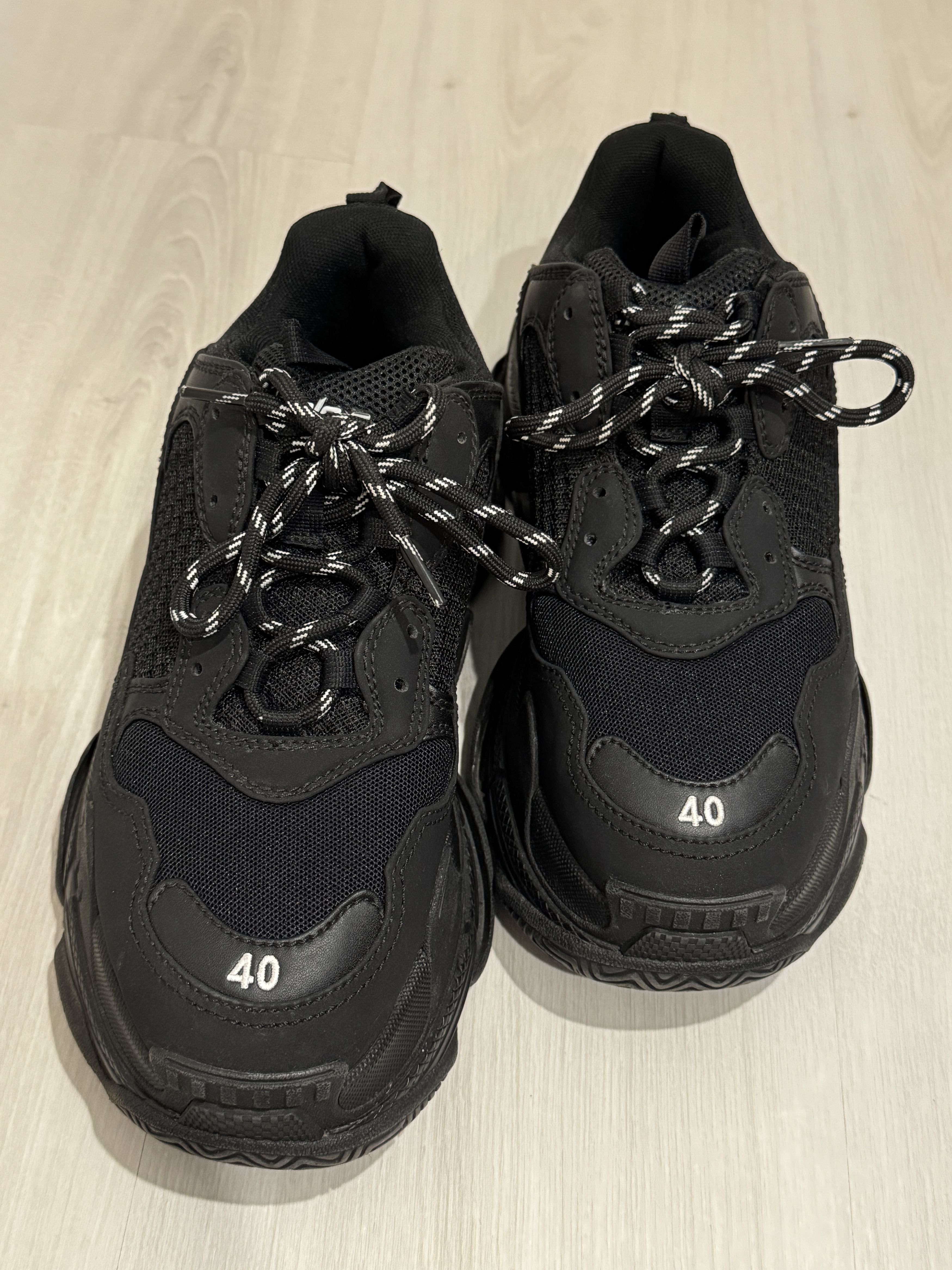 Balenciaga Balenciaga Triple S Triple Black Sneakers EU 40 Size US 10 / IT 40 - 1 Thumbnail