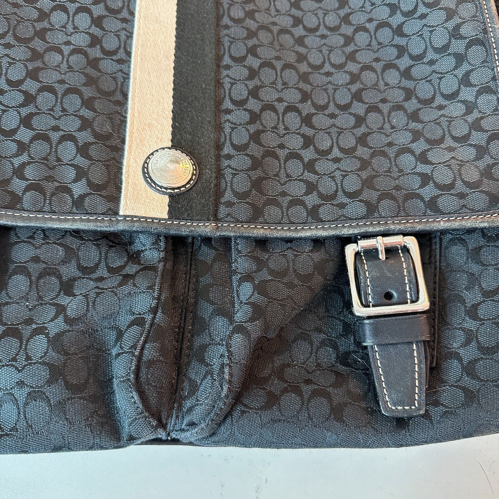 Coach Coach Signature Black Tan Voyager Messenger Shoulder Bag Size ONE SIZE - 5 Thumbnail