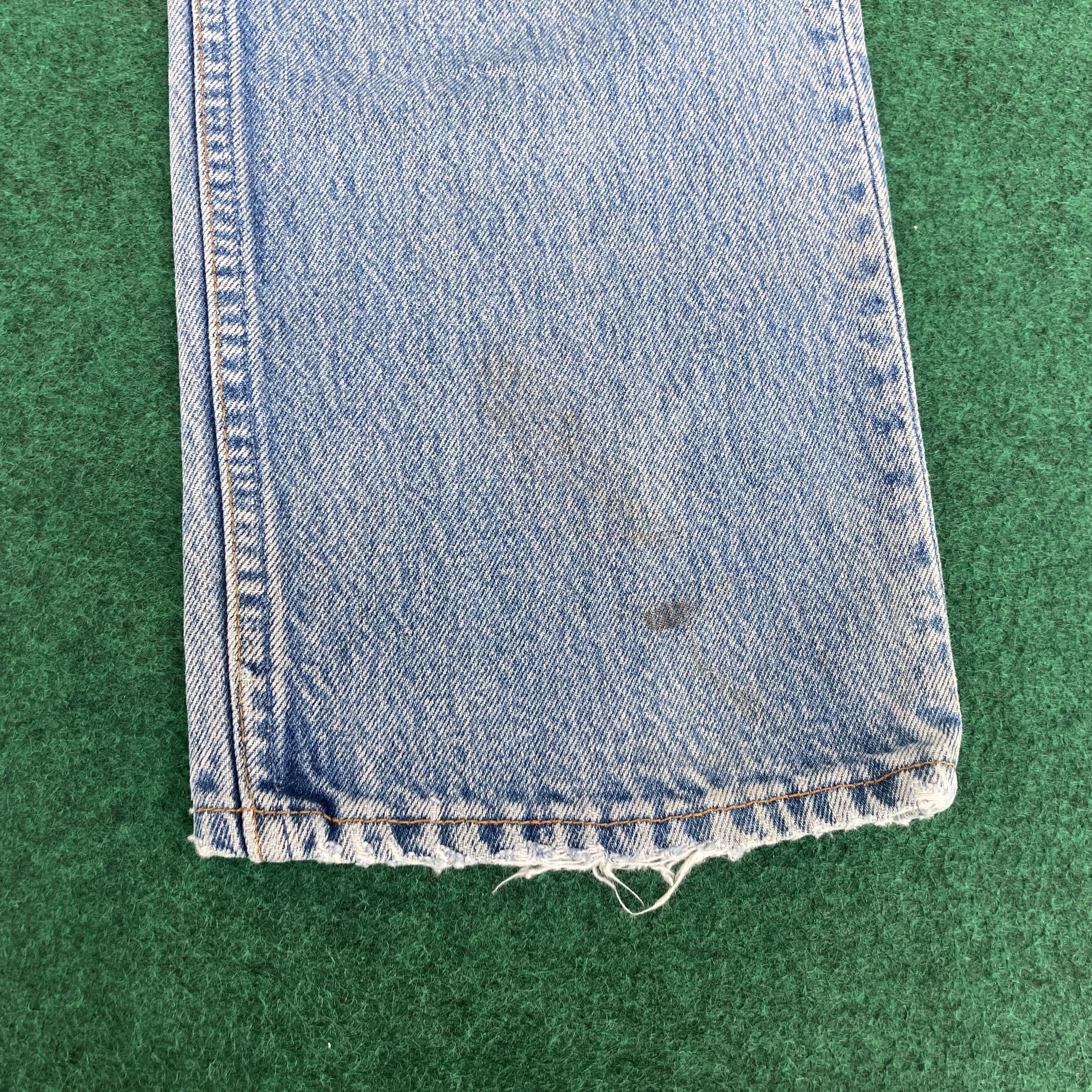 Levi's × Vintage Vtg Levis 501 Light Blue Distressed Ripped Dirty Jeans Size US 31 - 9 Thumbnail