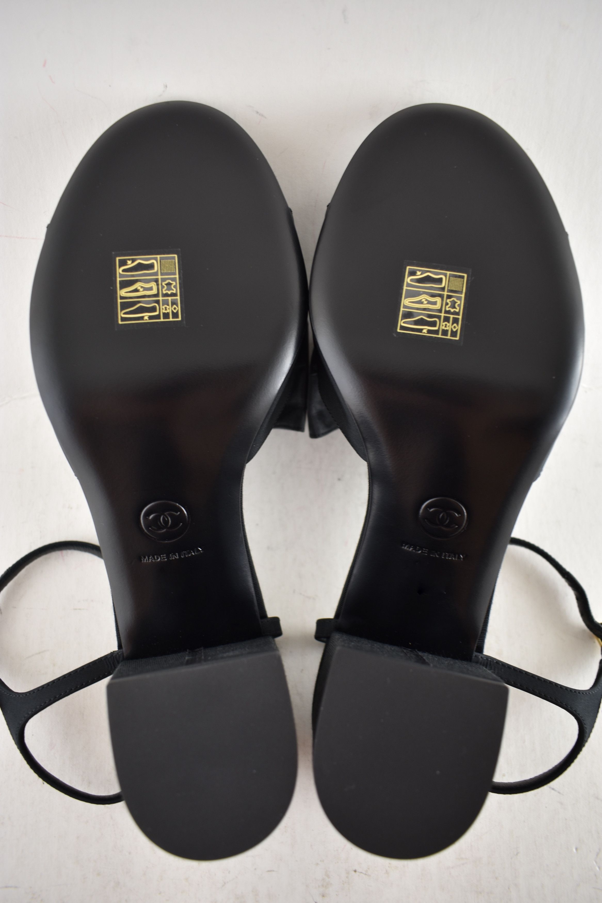 Chanel Chanel 24A Black Silk Bow CC Logo Block Heel Sandals 42 Size US 12 / IT 42 - 19 Thumbnail