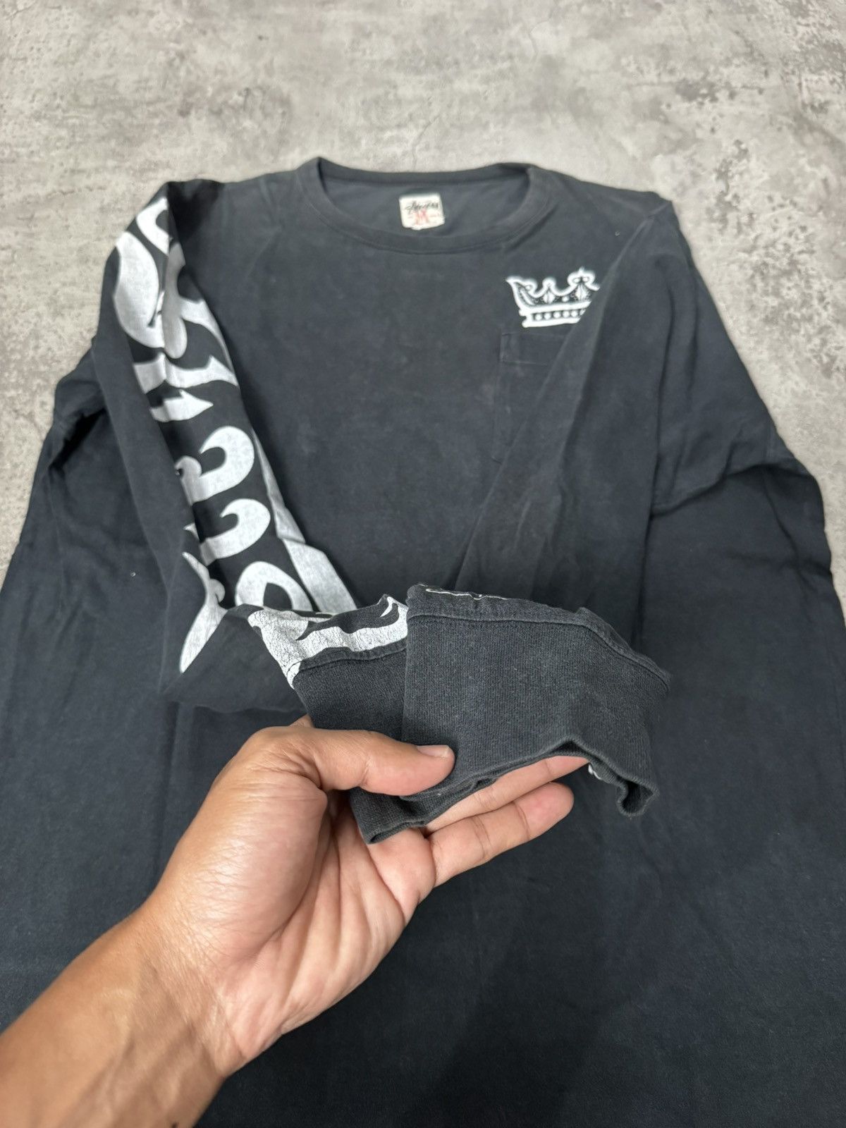 Stussy VINTAGE 90’S SKULL SNAKE LONGSLEEVE T-SHIRT 🔥RARE🔥 Size US M / EU 48-50 / 2 - 6 Thumbnail