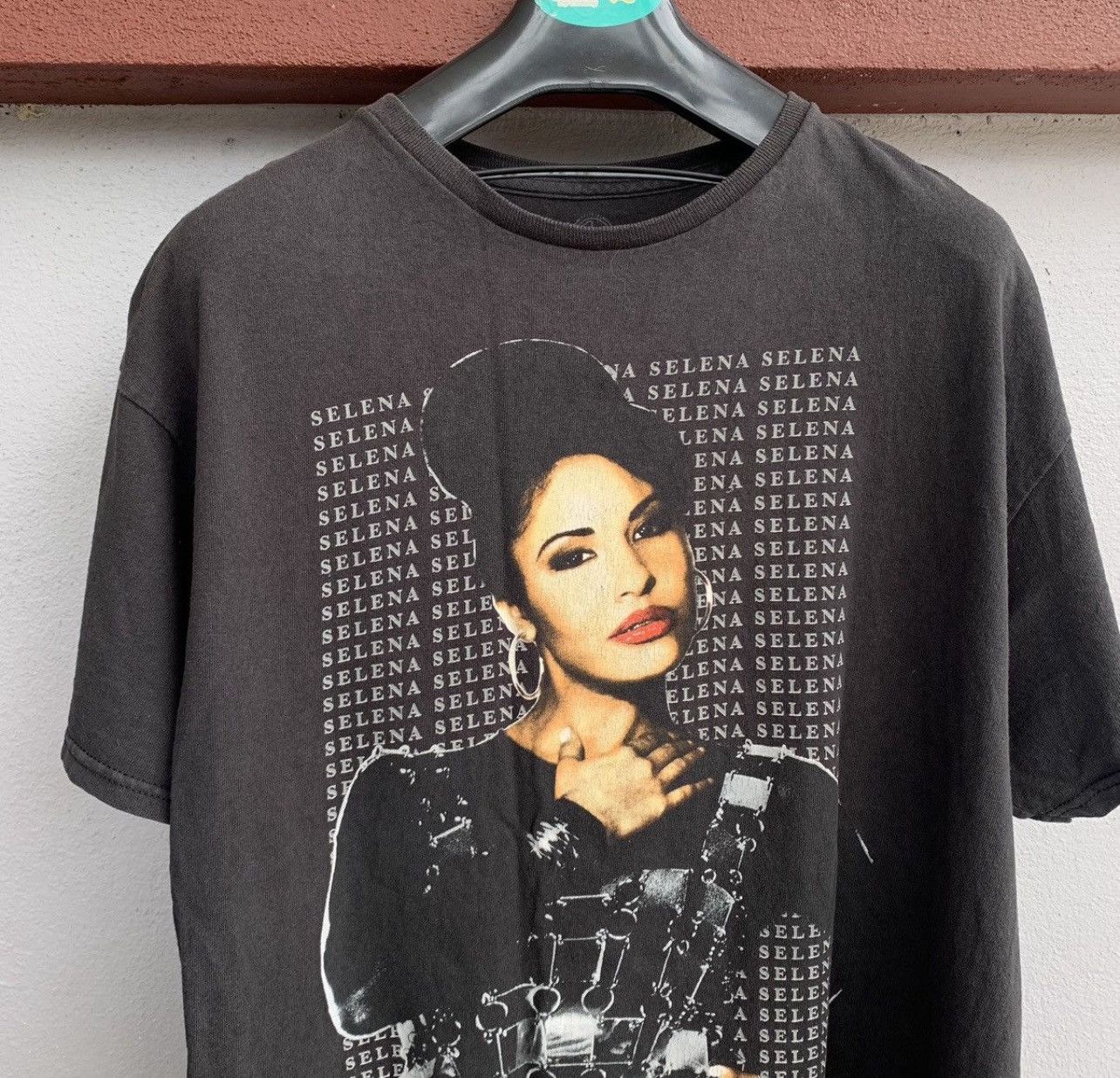 Band Tees Vintage Selena Quintanilla Como La Flor Graphic T-Shirt Size US L / EU 52-54 / 3 - 2 Thumbnail
