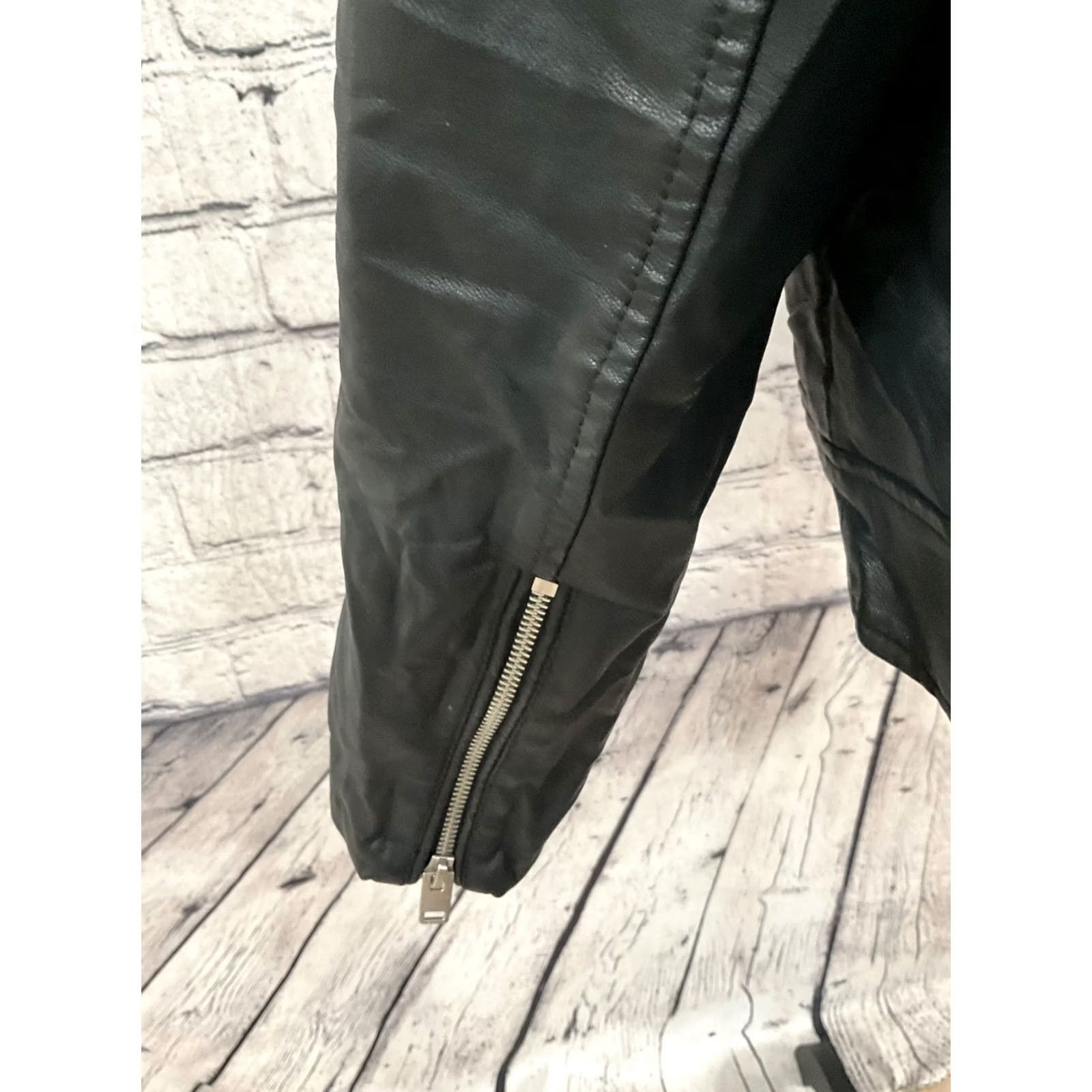 Express Express Women's Jacket Black Faux Leather Zip Front Lined Biker Style Small/Medium? L Size L / US 10 / IT 46 - 4 Thumbnail