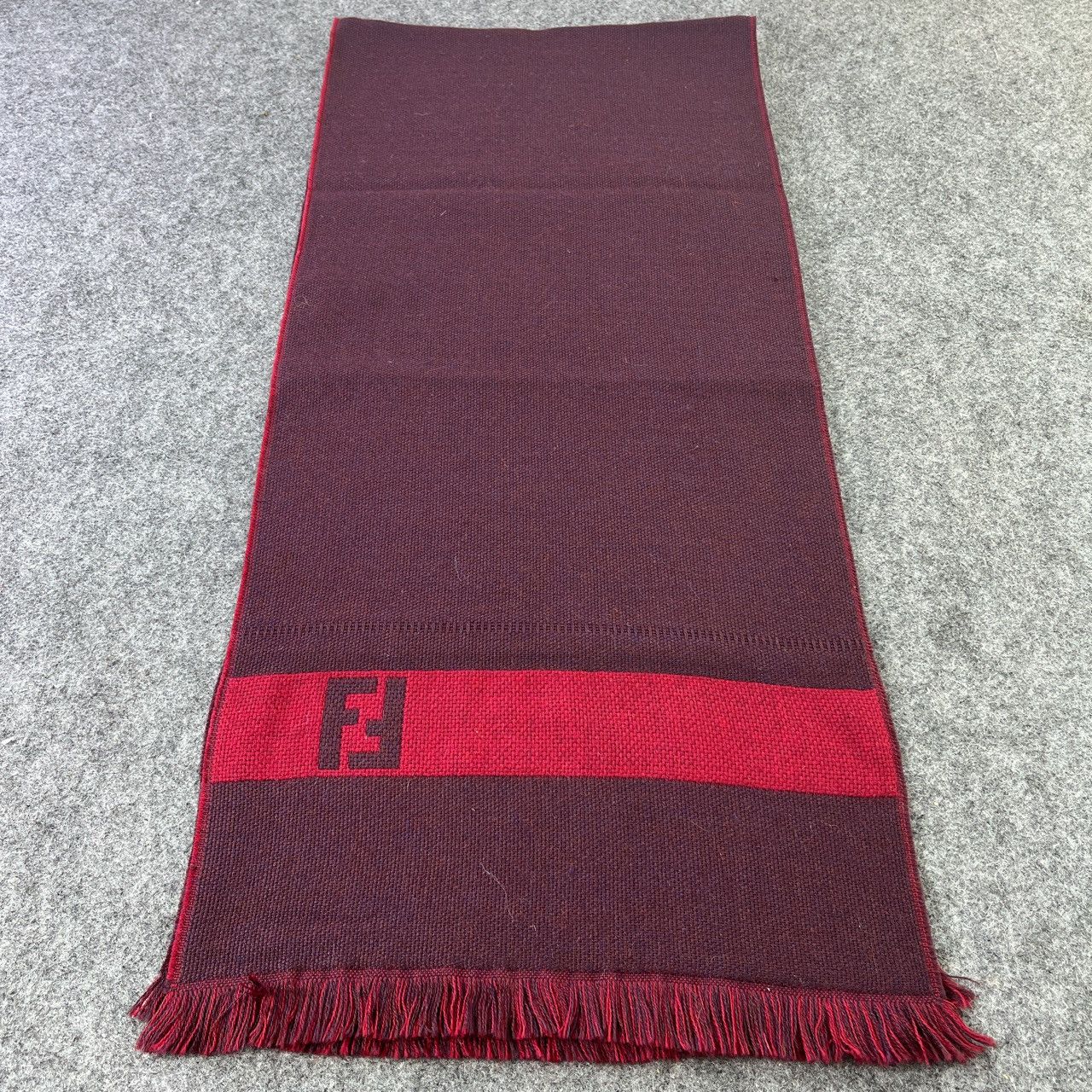 Fendi Fendi Scarf / Muffler / Neckwear T379 Size ONE SIZE - 2 Thumbnail