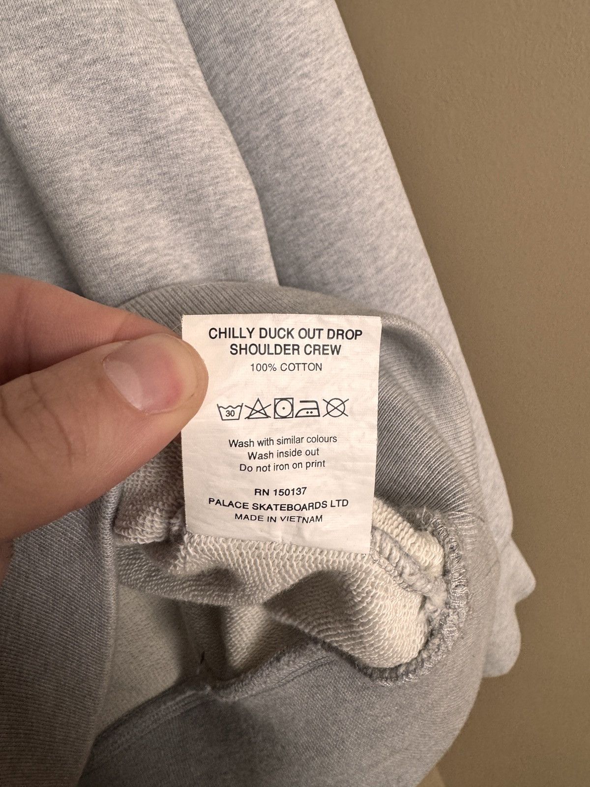 Palace Chilly Duck Out Drop Shoulder Crew Size US XL / EU 56 / 4 - 6 Thumbnail
