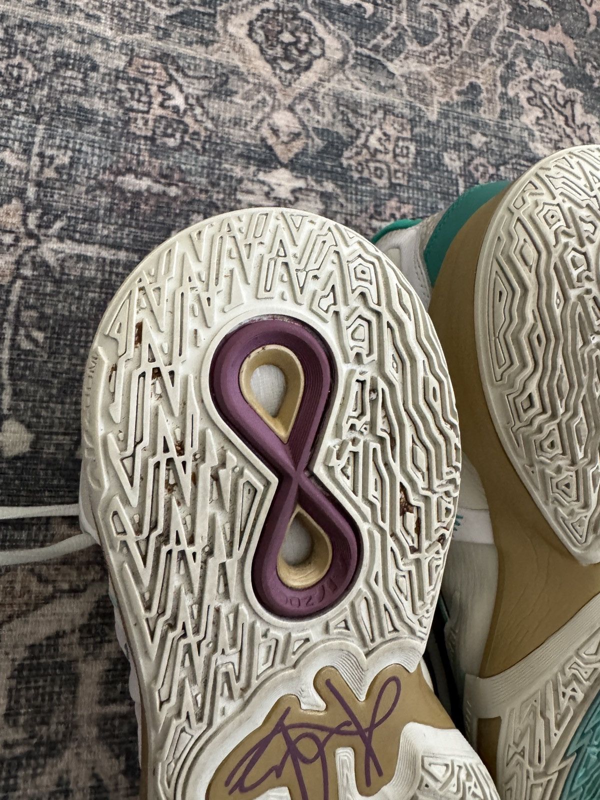 Nike Nike Kyrie x Sue Bird Infinity Size US 10 / EU 43 - 11 Thumbnail