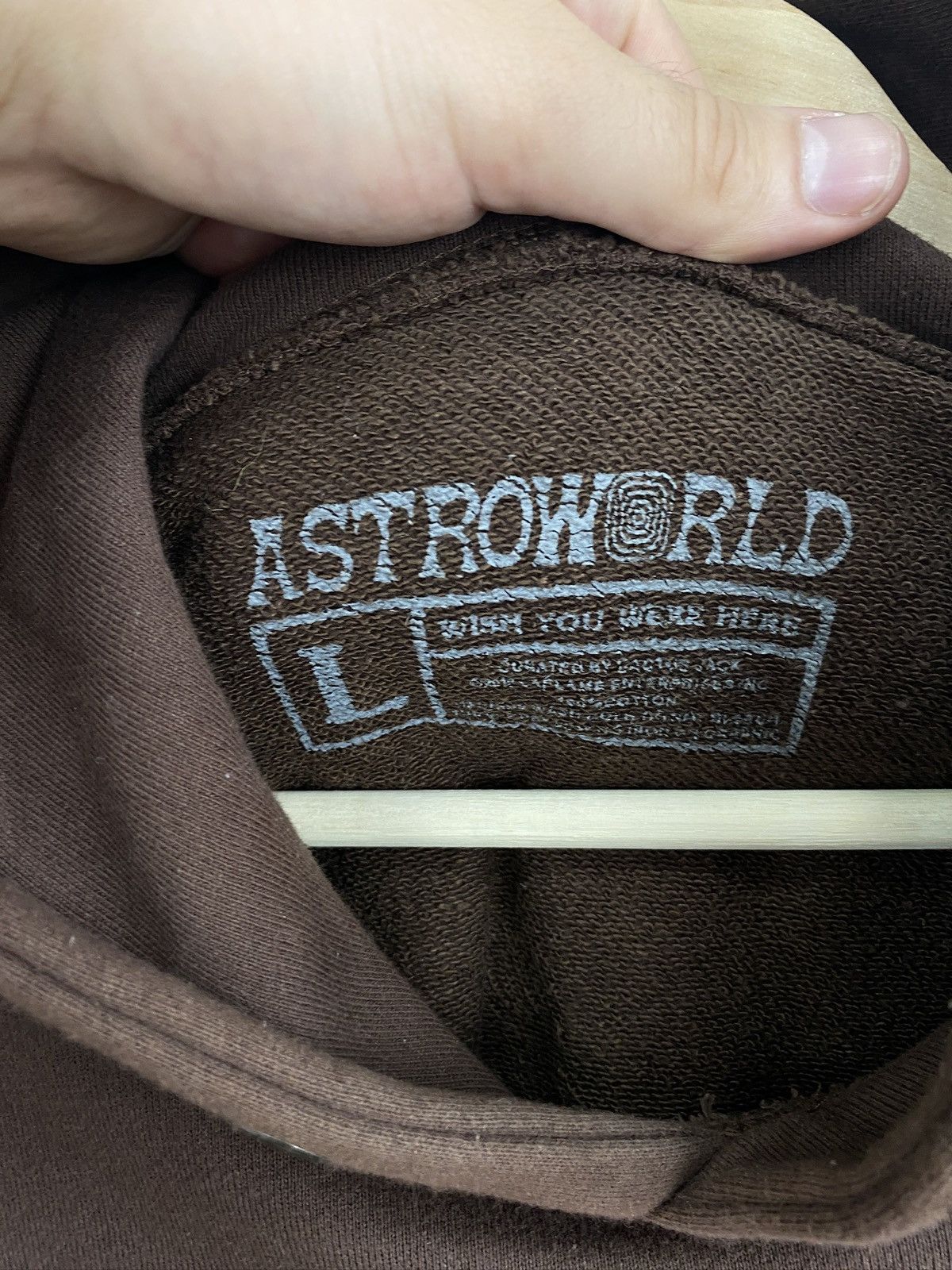 Band Tees 🇺🇸 Travis Scott Astroworld Sicko Mode Hoodie Brown Size US L / EU 52-54 / 3 - 7 Thumbnail