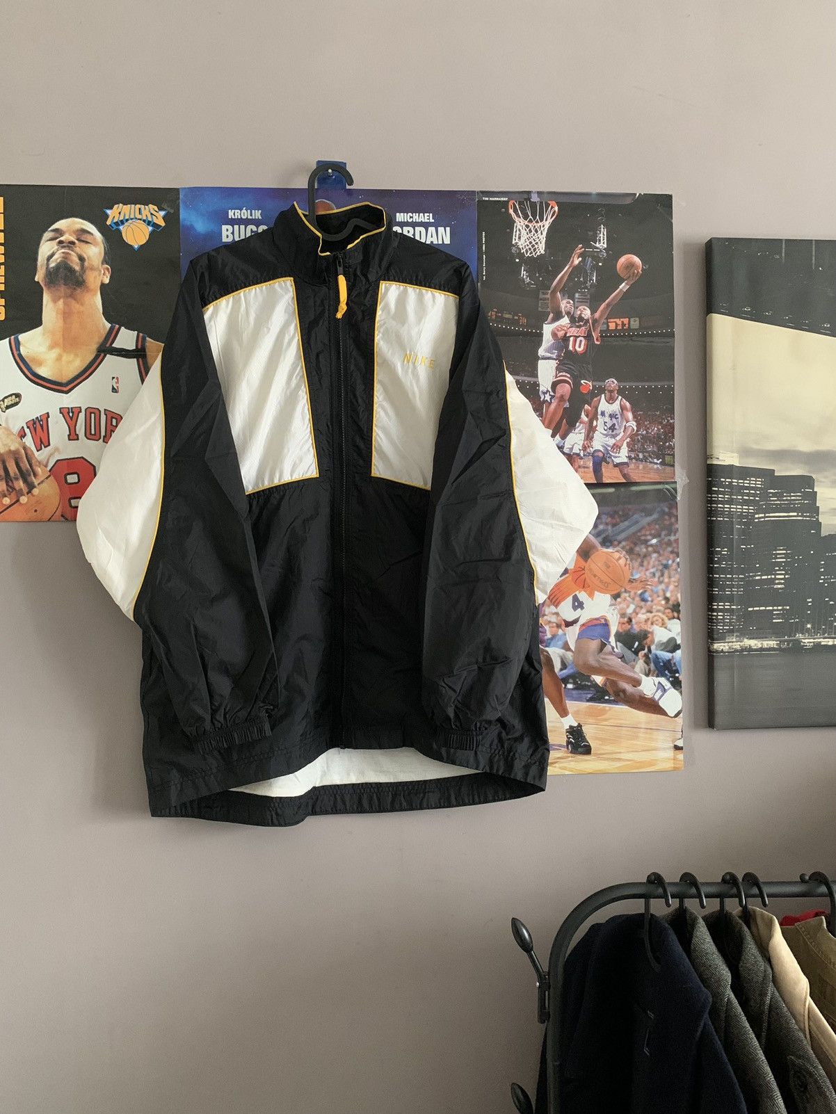 Nike × Vintage 90s Vintage Nike Windbreaker Light Jacket Size US L / EU 52-54 / 3 - 1 Thumbnail