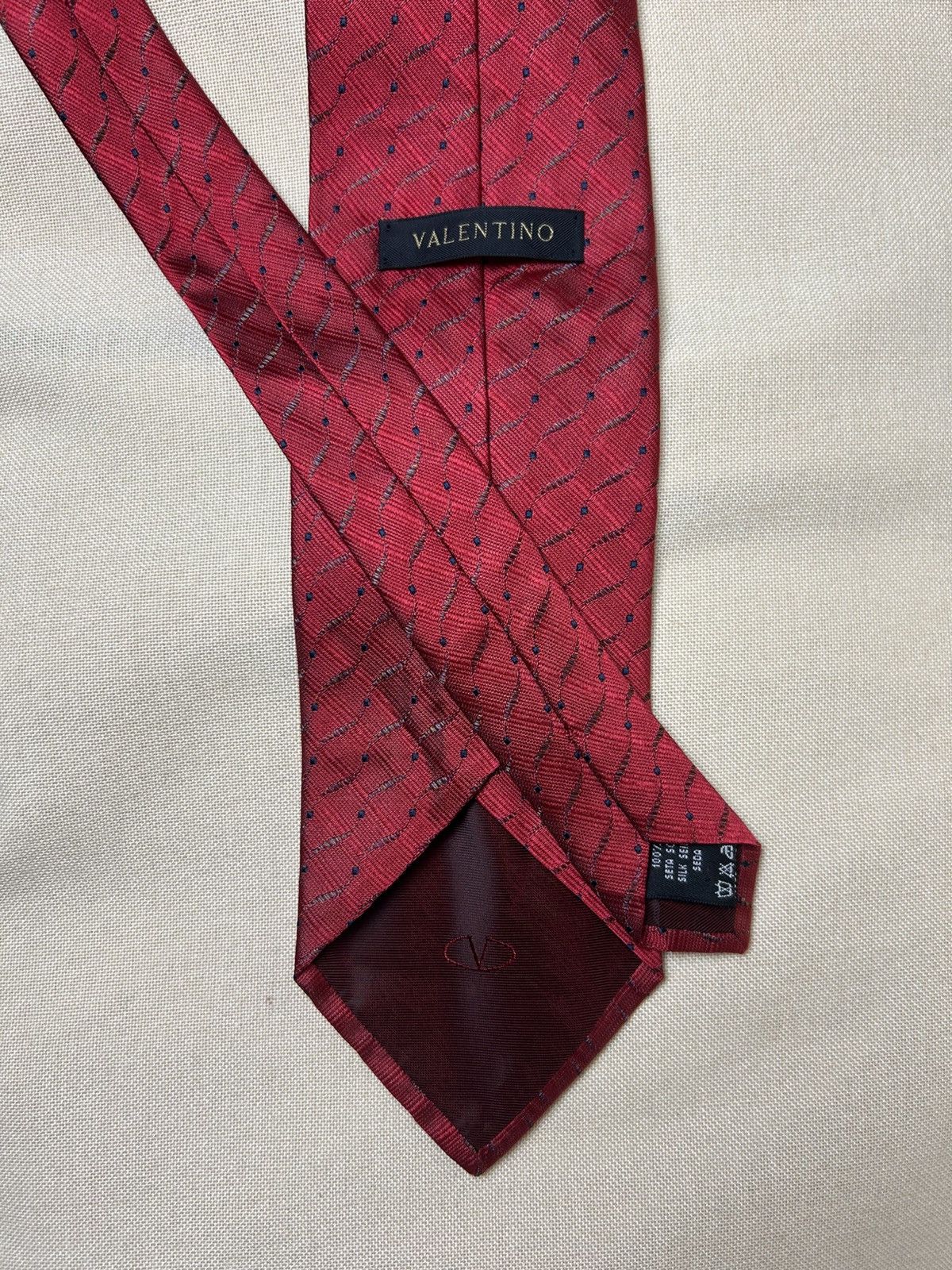 Valentino Valentino red abstract Silk Mens Tie Size ONE SIZE - 3 Thumbnail