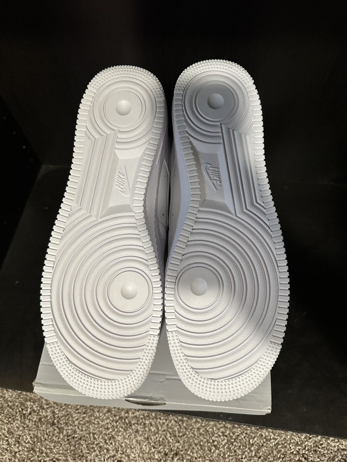 Nike Nike Air Force 1 Low White Snoopy Charlie Brown Size US 11.5 / EU 44-45 - 8 Thumbnail
