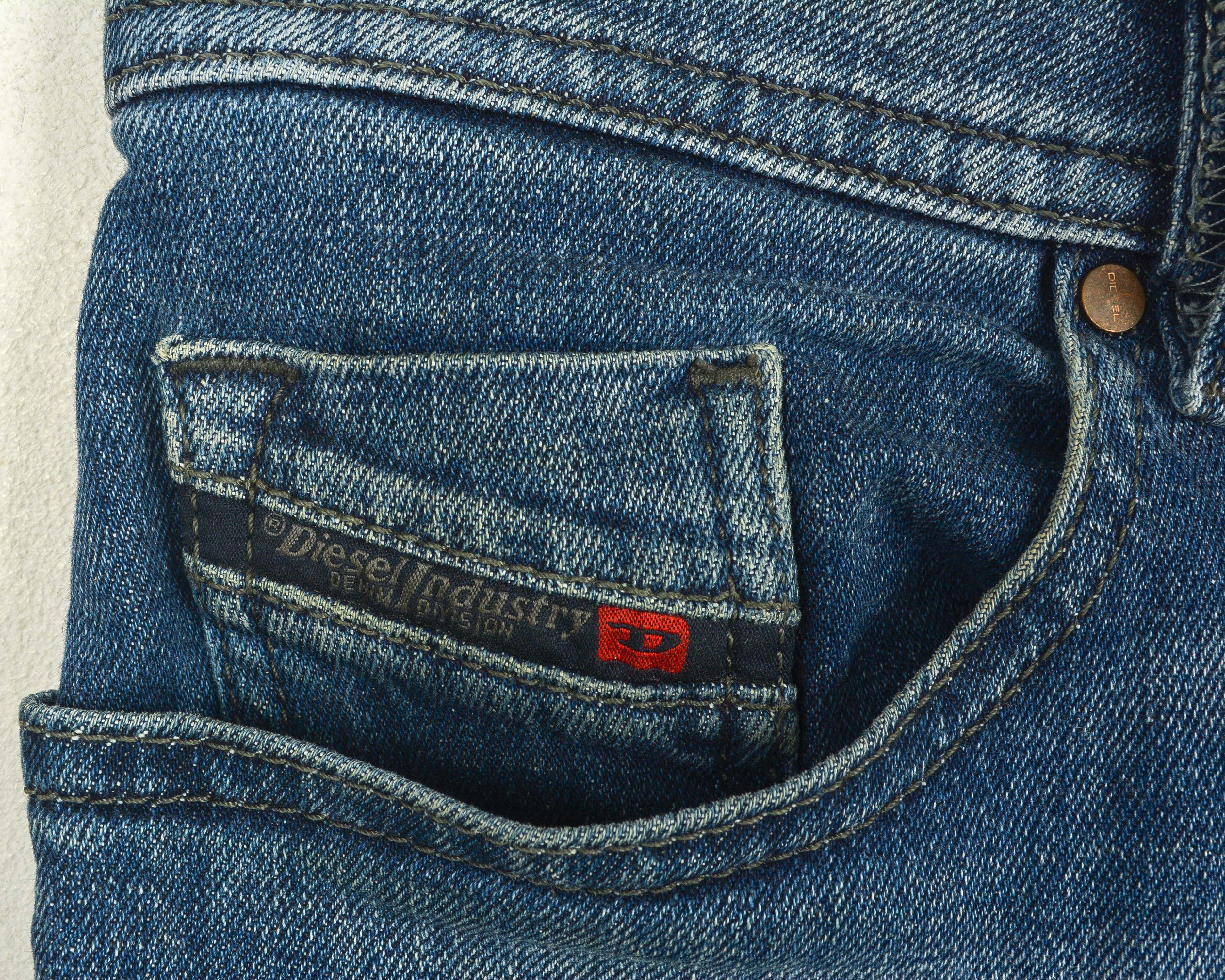 Diesel Thommer W30 L32 Slim Fit Skinny Leg Jeans Denim Pants Size US 30 / EU 46 - 3 Thumbnail