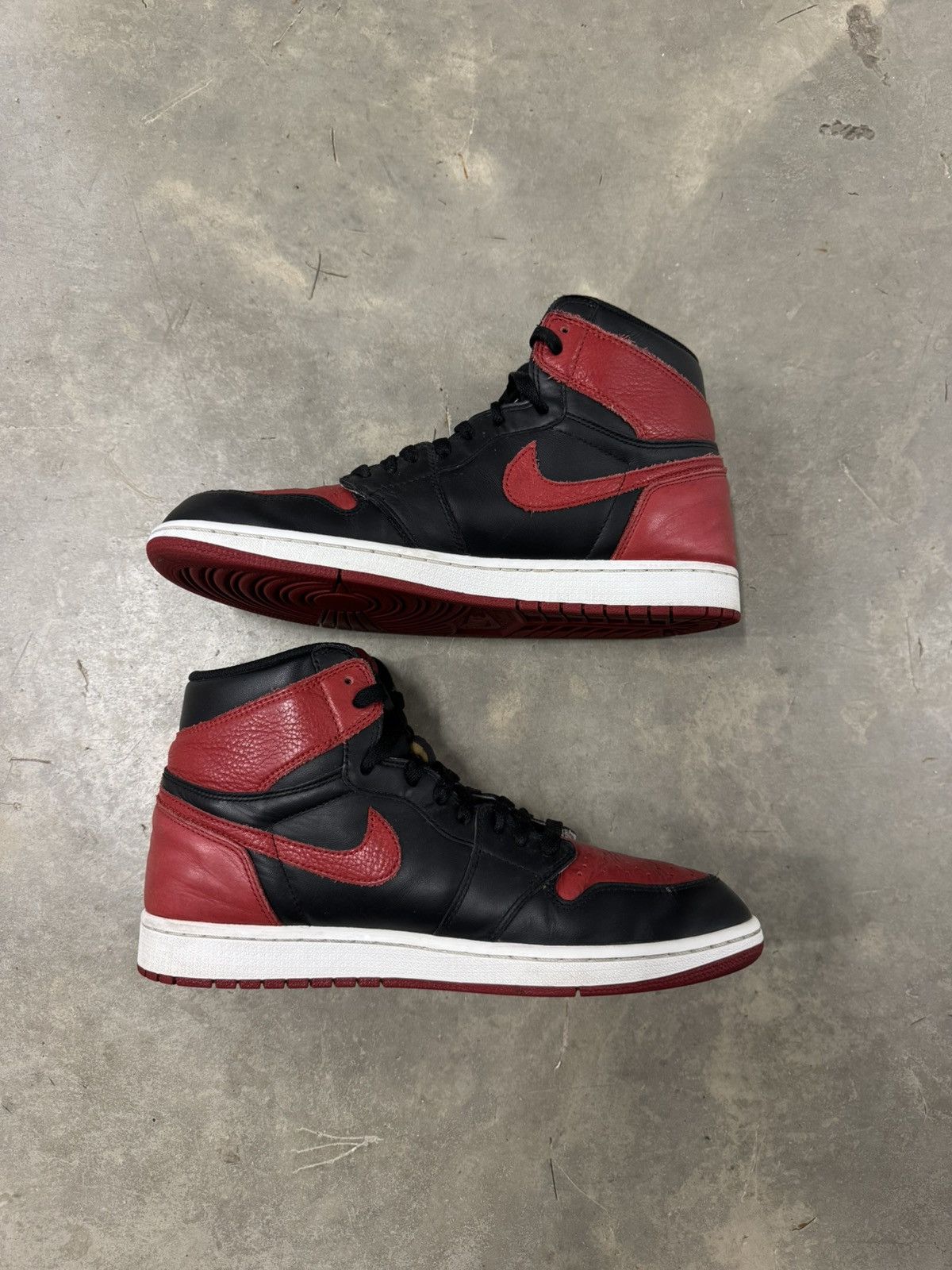 Jordan Brand Jordan 1 Retro High OG Banned 2016 Size 11.5 Size US 11.5 / EU 44-45 - 3 Thumbnail