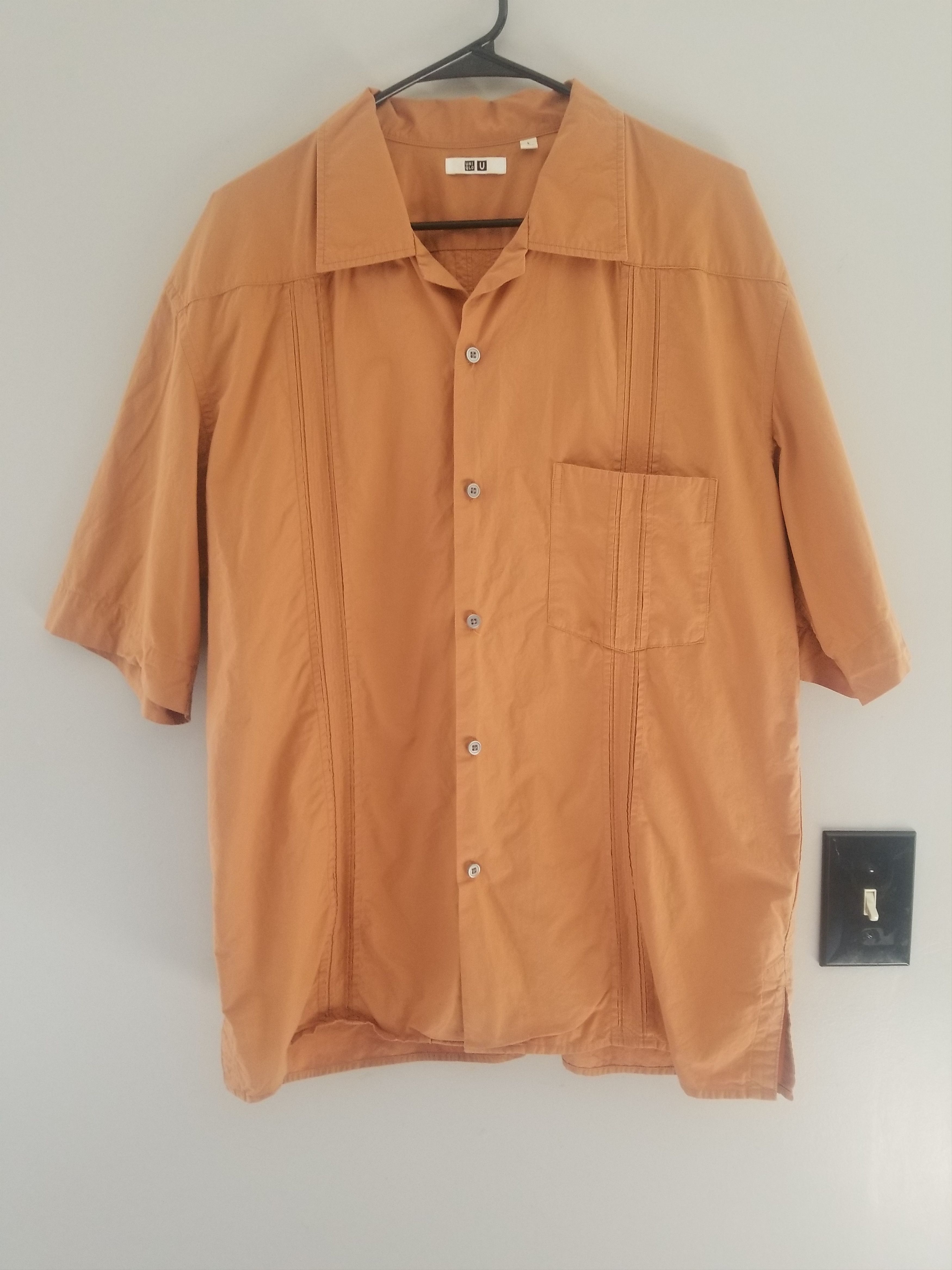 Uniqlo Short Sleeve Shirt Size US L / EU 52-54 / 3 - 1 Thumbnail