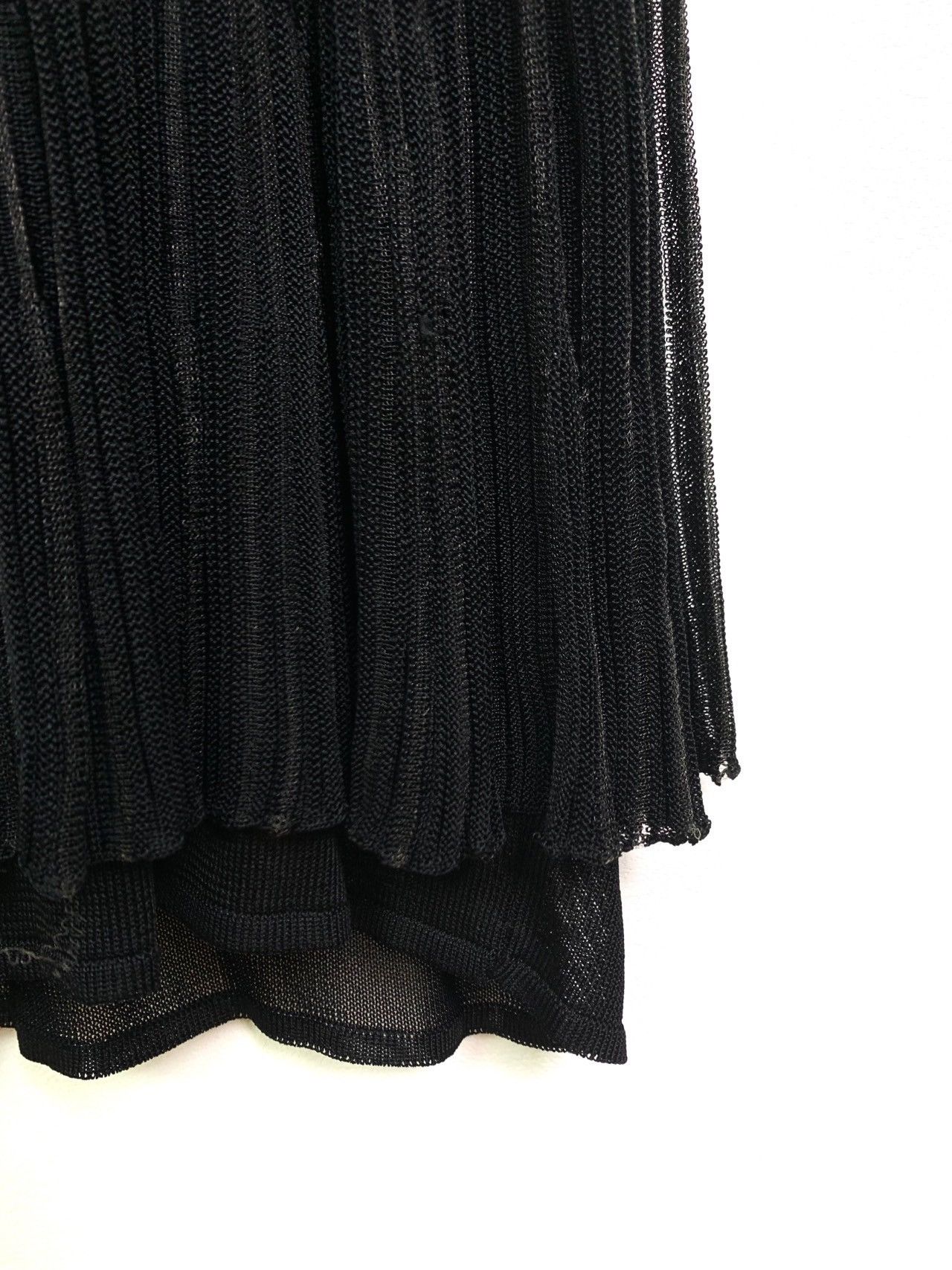 Chanel Chanel V-neck Fringed Slim-fit Knit Long Sleeve Dress K26WX Size S / US 4 / IT 40 - 5 Thumbnail