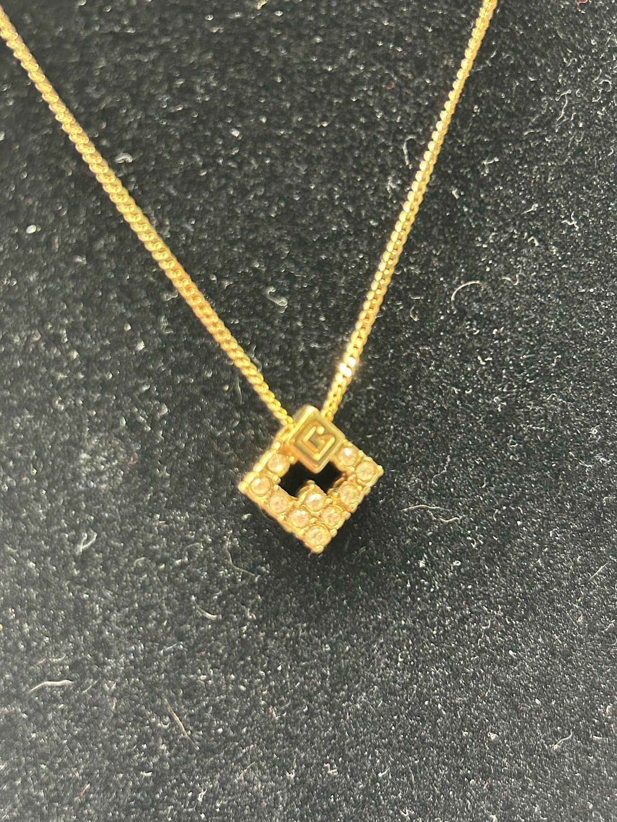 Givenchy Vintage Givenchy Crystal G Logo Pendant Gold Tone Necklace Size ONE SIZE - 7 Thumbnail