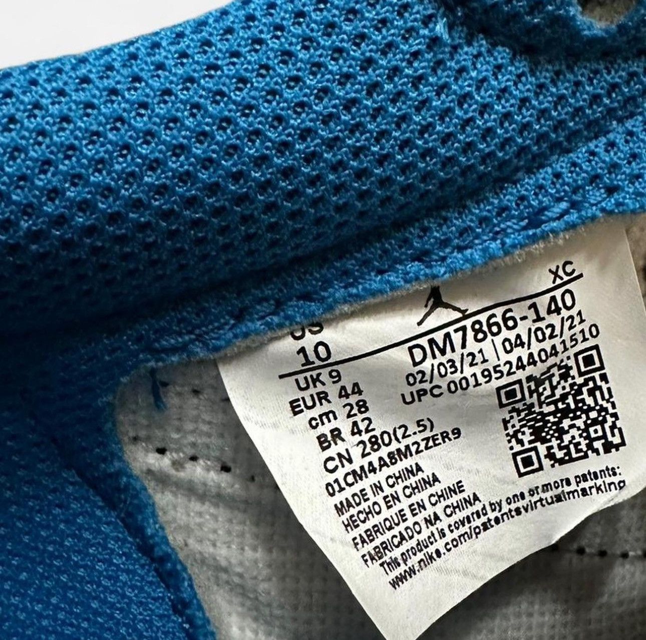 Fragment Design × Nike × Travis Scott Travis Scott Fragment Jordan 1 low Size US 10 / EU 43 - 8 Thumbnail