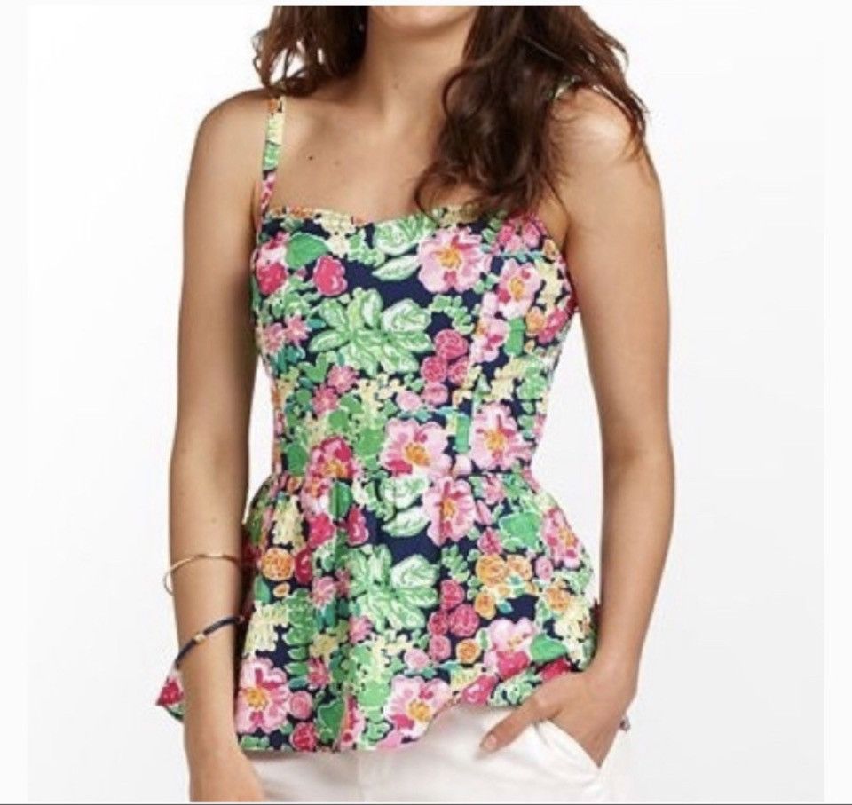 Lilly Pulitzer Lilly Pulitzer Gardenia Peplum top sz.4 Size S / US 4 / IT 40 - 4 Thumbnail