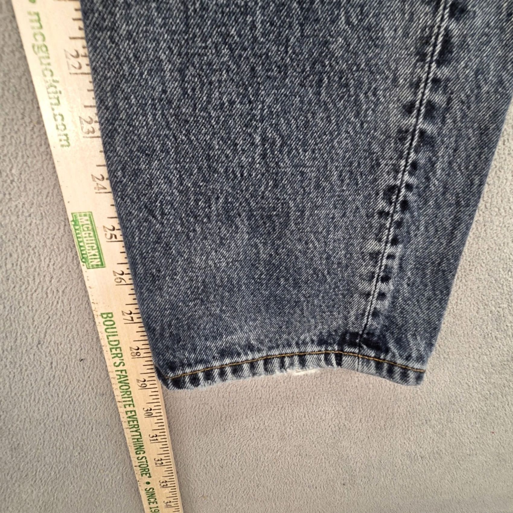 Levi's VINTAGE Levi's 501 Jeans Mens Blue Med Wash Button Fly 31x29 Regular Fit Denim Pants Size US 31 - 4 Thumbnail