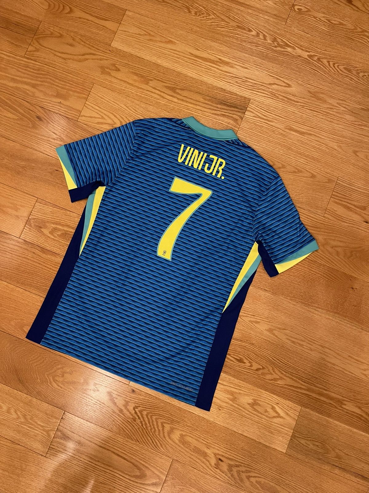 Nike Brazil VINI JR🇧🇷 2024/25 away jersey (Size Large)
