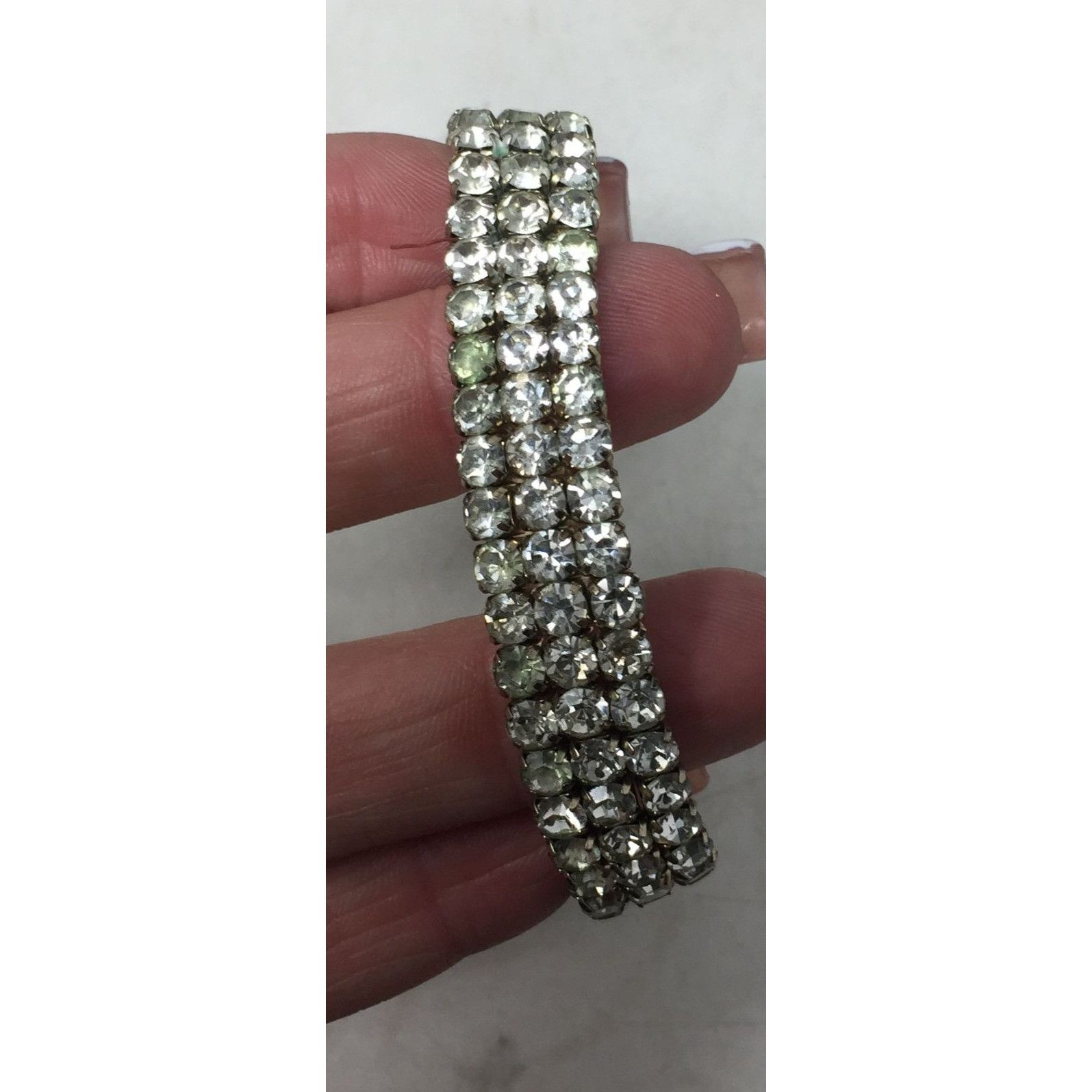 Other Women's Classy Elegant Silver Toned Rhinestone Bracelet Size ONE SIZE - 6 Thumbnail