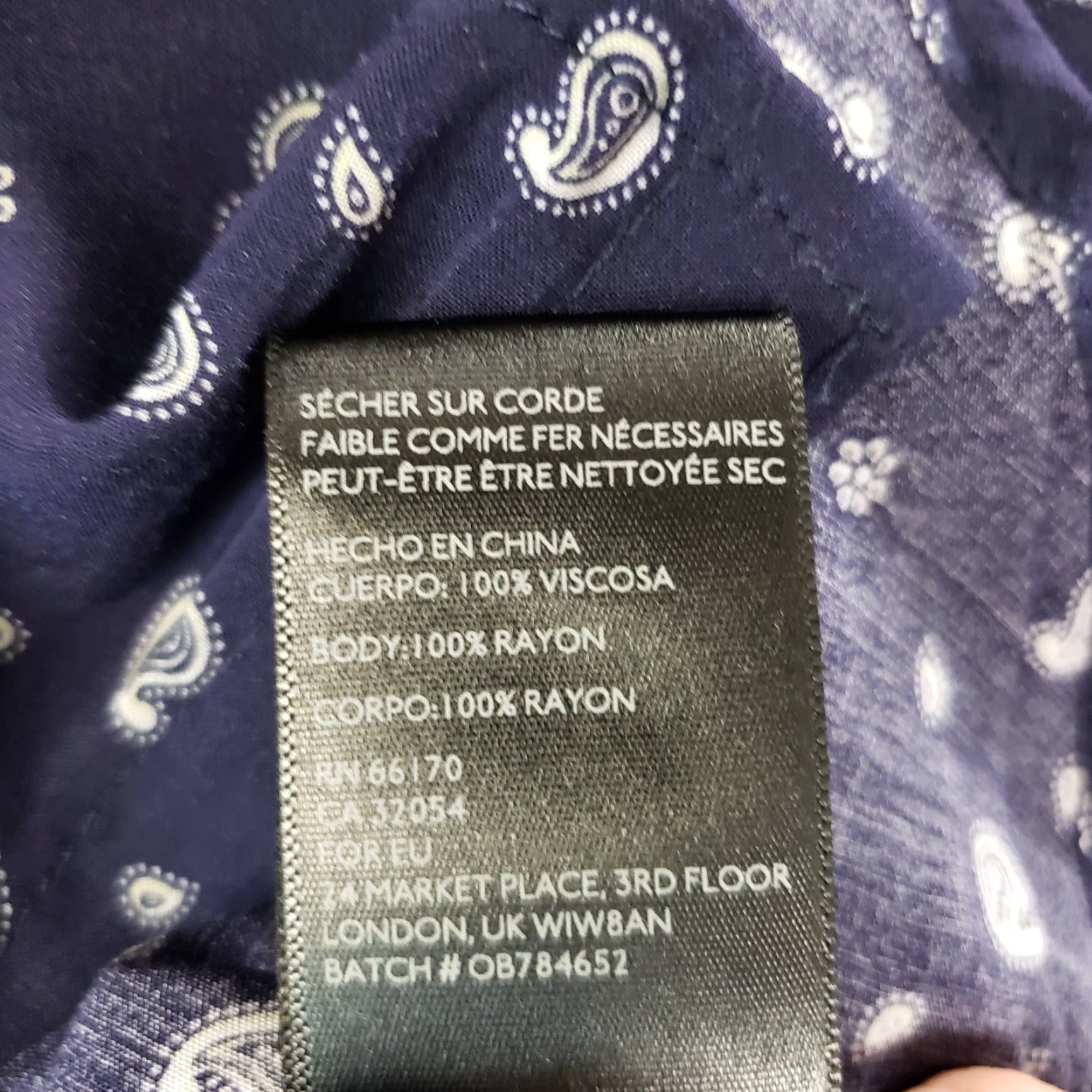 Urban Outfitters Urban Outfitters Womens Button Front Shirt Sz Small Blue White Paisley Oversized Size S / US 4 / IT 40 - 5 Thumbnail