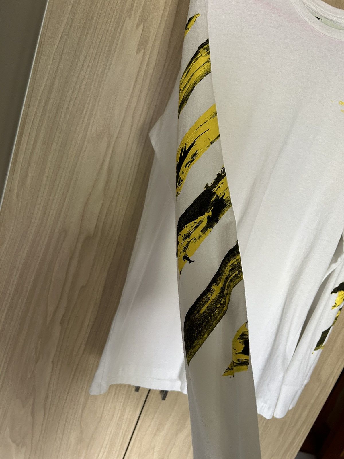 Off-White Off-White Ssense Exclusive White & Yellow Acryclic Arrows Size US S / EU 44-46 / 1 - 5 Thumbnail
