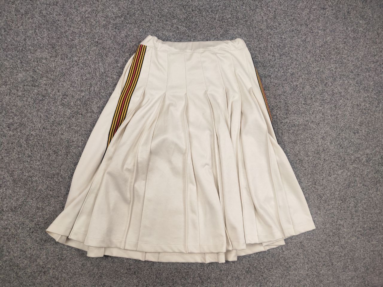 Stussy Stussy Sloane Pleated Track Skirt Mid Length Vintage Y2K Size 32" / US 10 / IT 46 - 10 Thumbnail