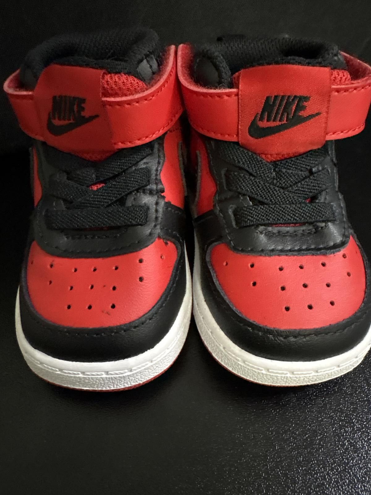 Nike Nike Unisex Toddler 3C Court Borough Mid 2 Shoes Size US 5 / EU 37 - 7 Thumbnail