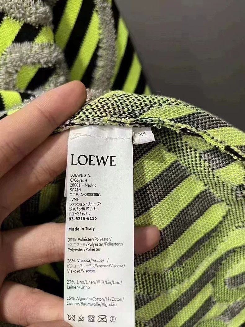 Loewe LOEWE Three-dimensional flocking large logo knitted hoodie Size XS / US 0-2 / IT 36-38 - 6 Thumbnail