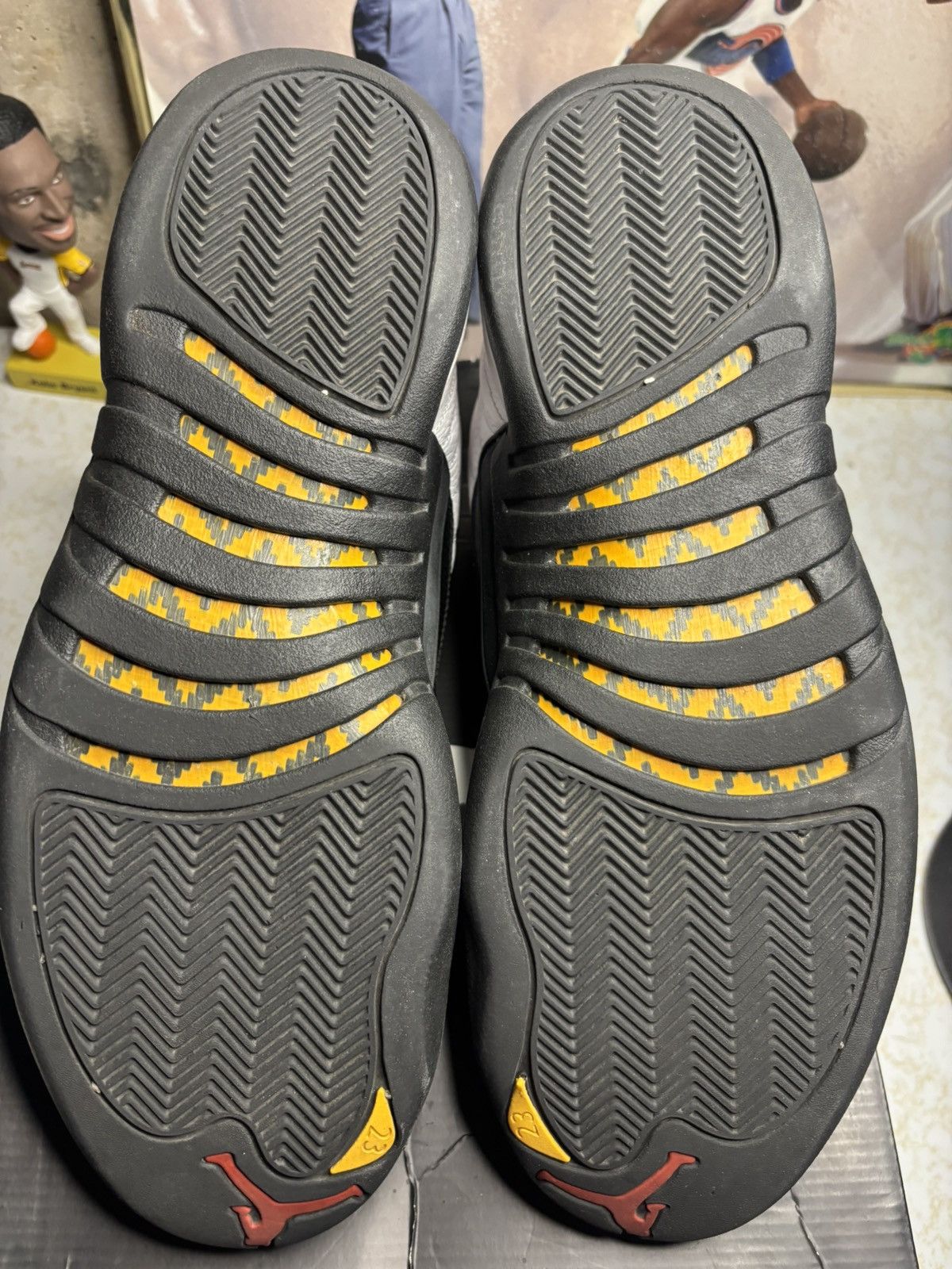 Jordan Brand Air Jordan 12 Retro 2013 Taxi 2013 Size US 13 / EU 46 - 5 Thumbnail