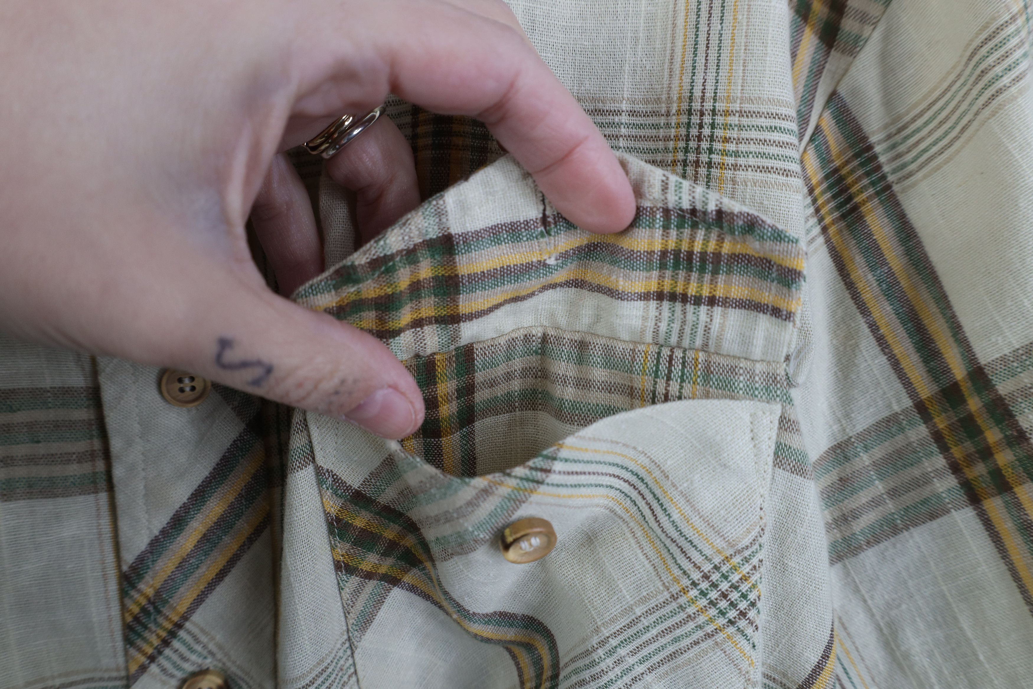 Vintage Vintage 70s Streetwear Short Sleeve Collared Button Shirt Size US XL / EU 56 / 4 - 6 Thumbnail